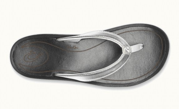 Olukai Kulapa Kai - Girl's Flip Flops - Silver / Black - top