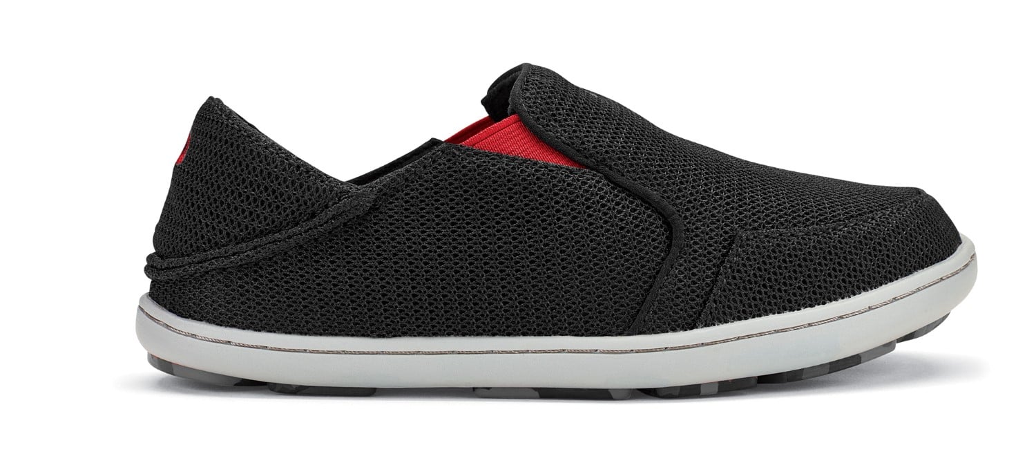 Black / Deep Red
