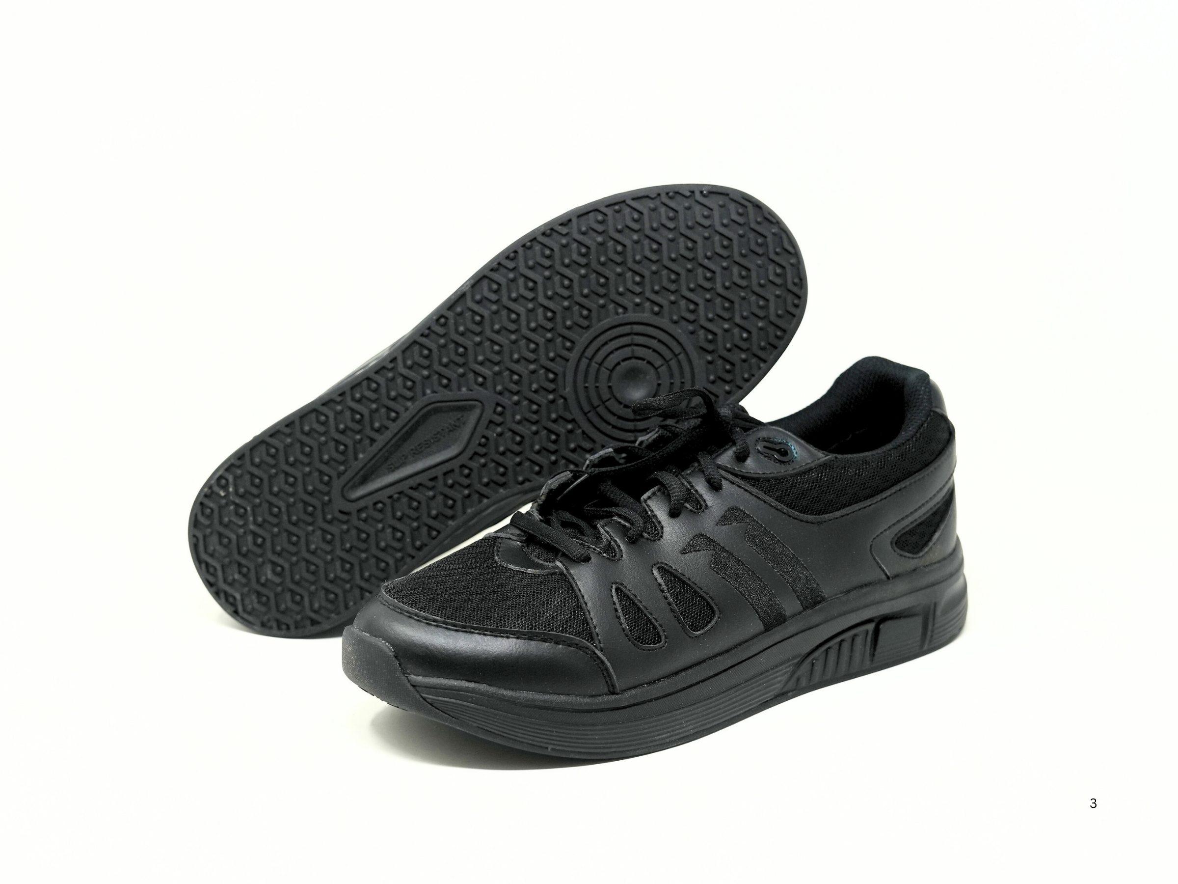 FITec 9330 - Lady's Added-Depth Light Mesh Walking Shoe - Black