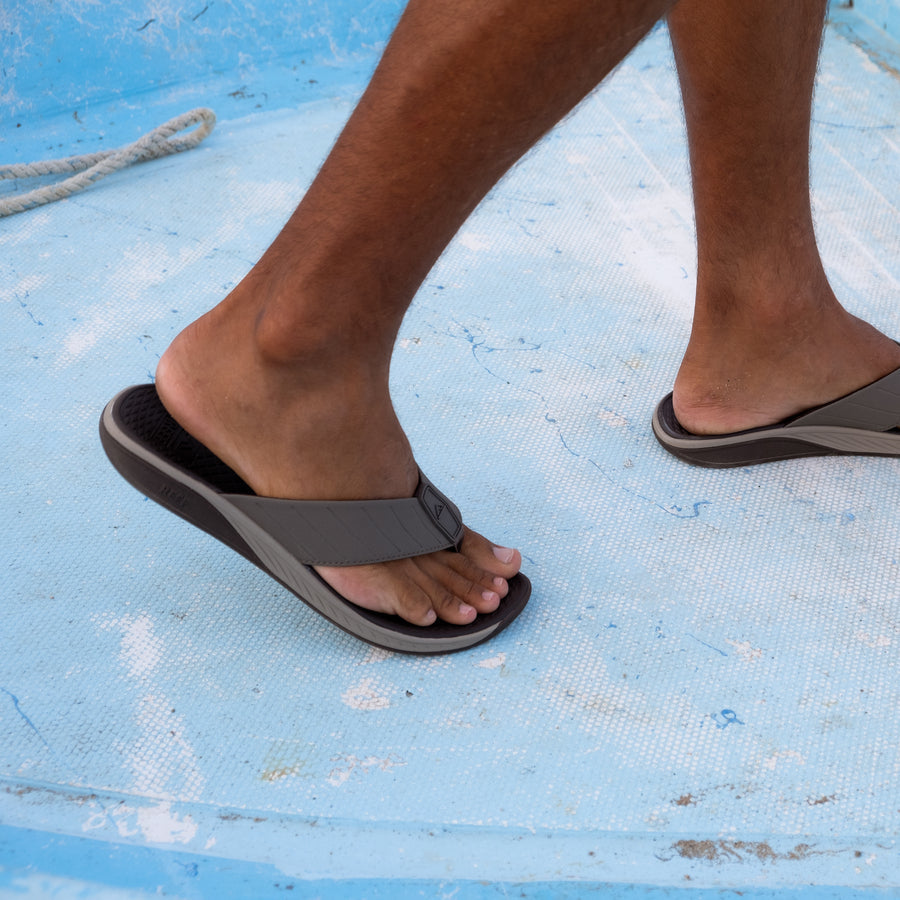 Reef The Deckhand - Java - Right Side View