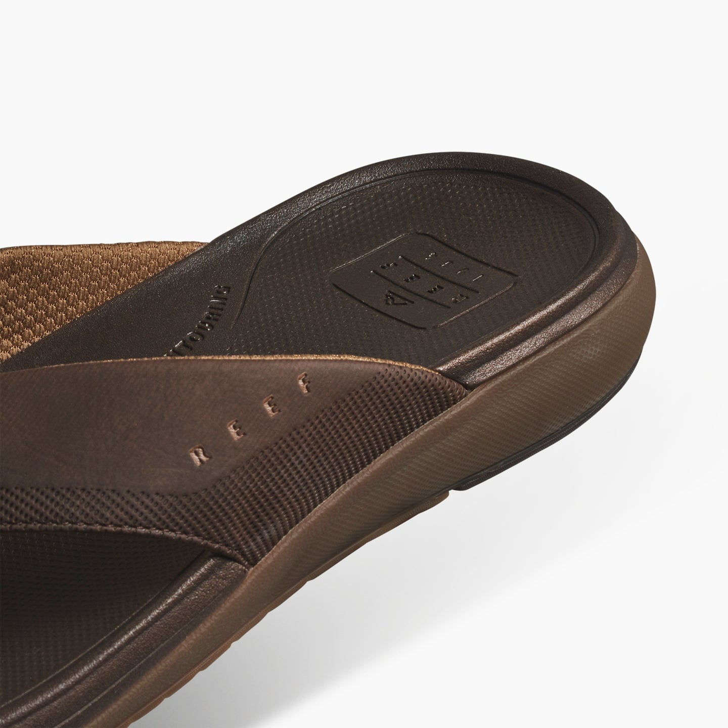 Reef Cushion Norte - Dark Brown - Down the Line 2 View