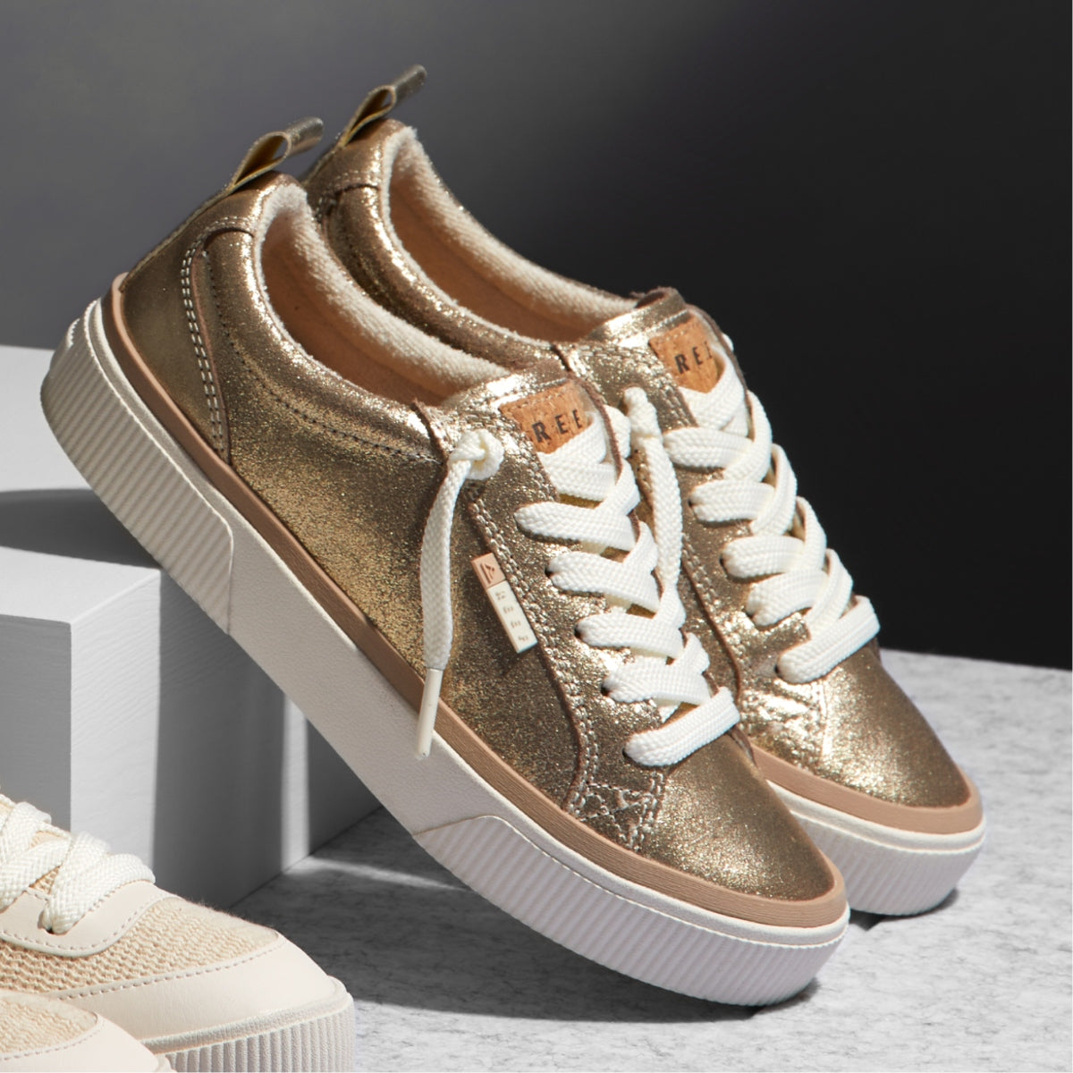 Reef Lay Day Dawn - Champagne Suede