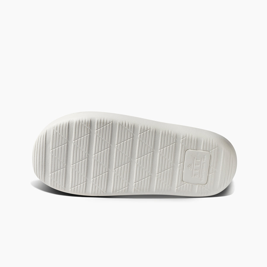 Reef Rambler - Oatmeal - Underside View
