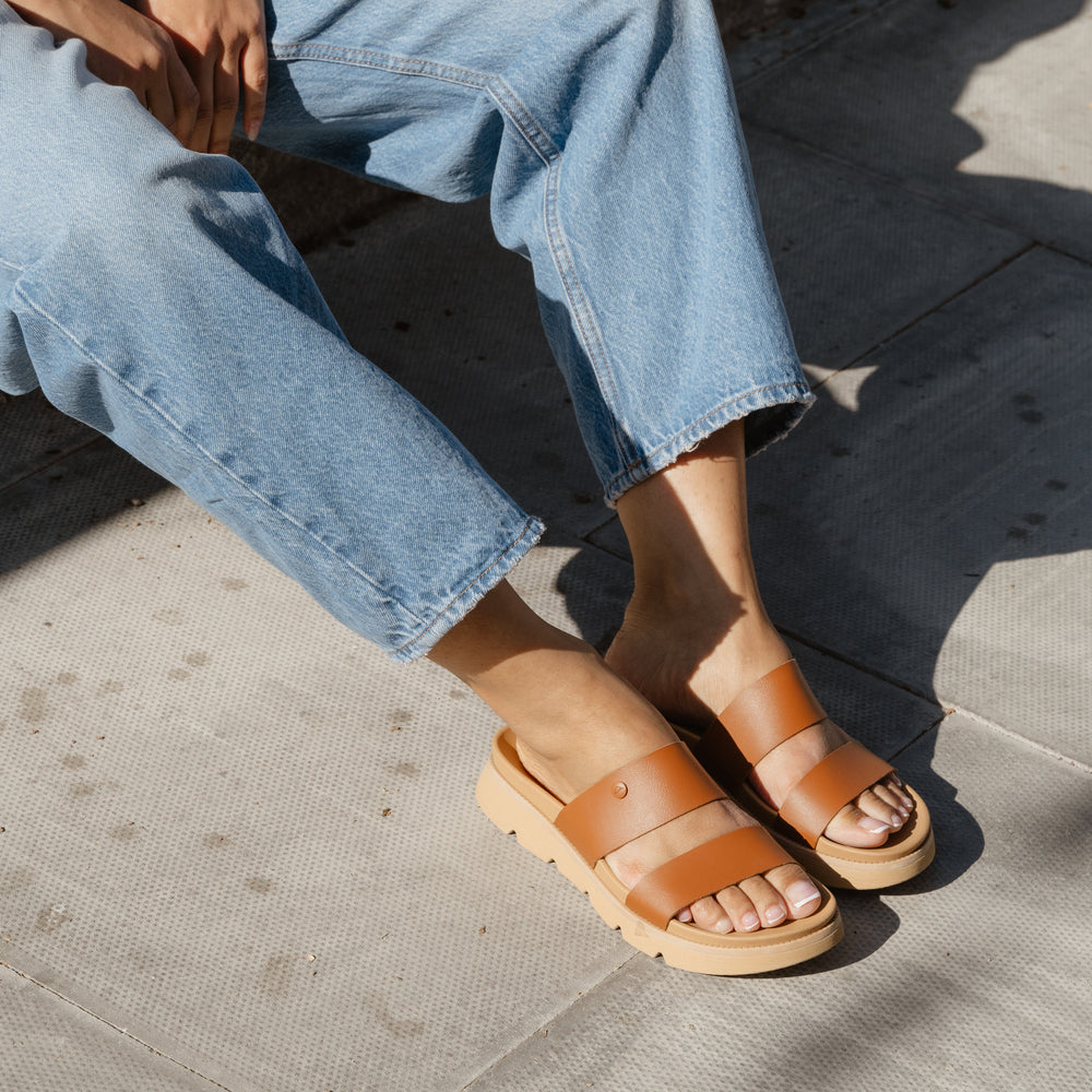 Reef Vista Luxe Thea - Leather Brown - Main View