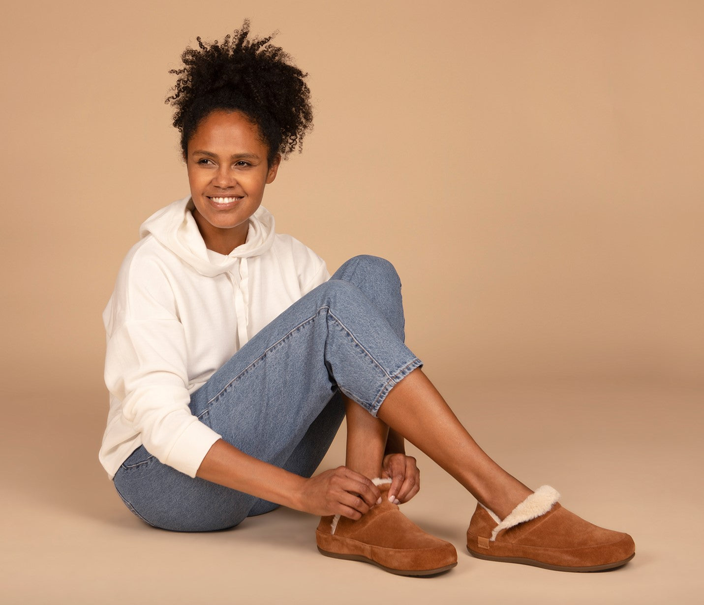 Strive Geneva Women's Supportive Slipper -  GENEVA Classic Tan Lifestyle