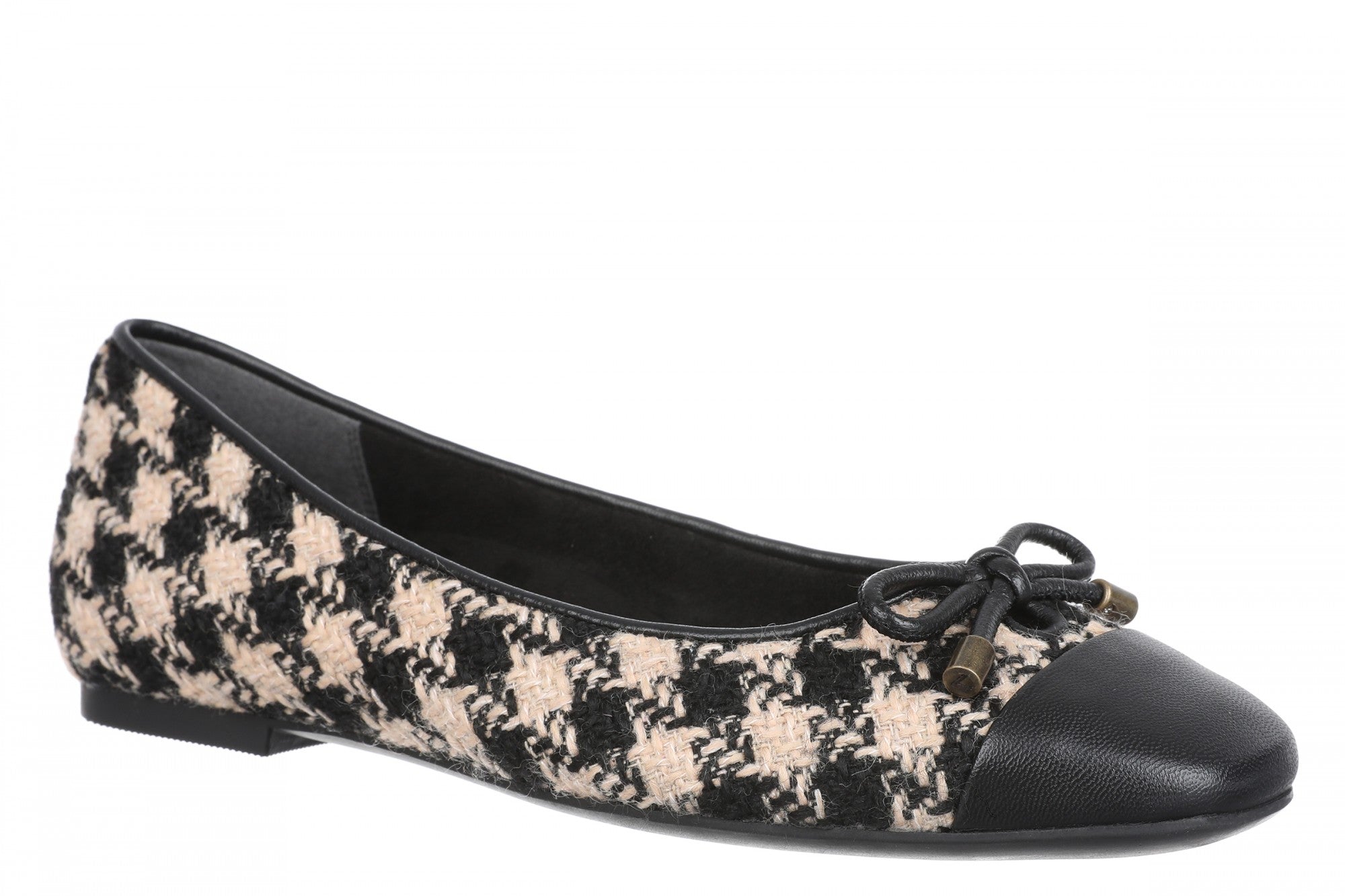 Vionic Klara Women's Ballet Comfort Flat in Black