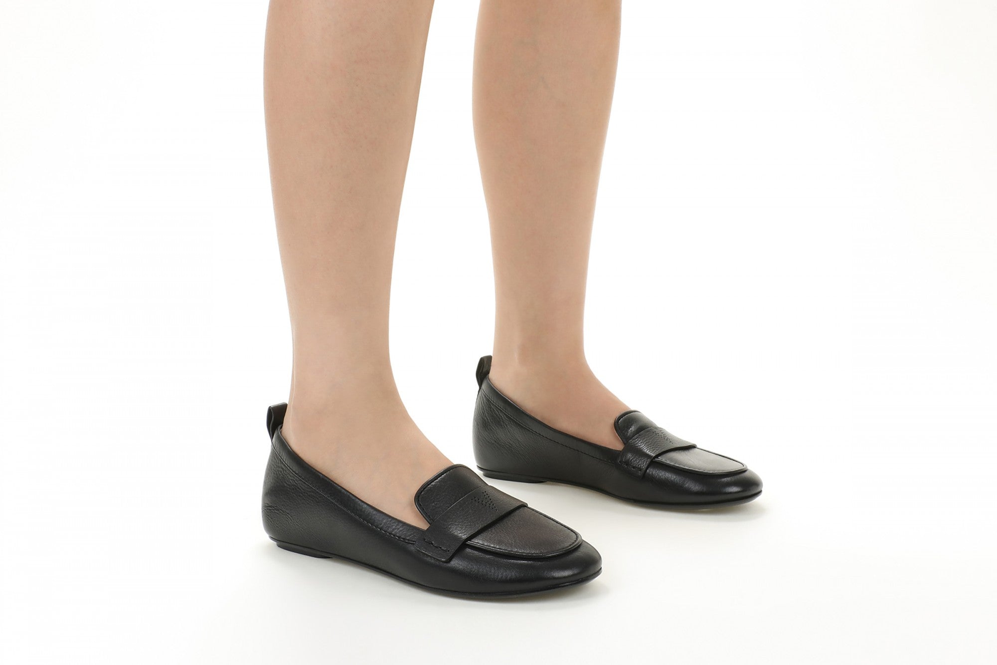 Vionic Tessa womens Slip On/Loafer/Moc Shoe - Black - Lifestyle