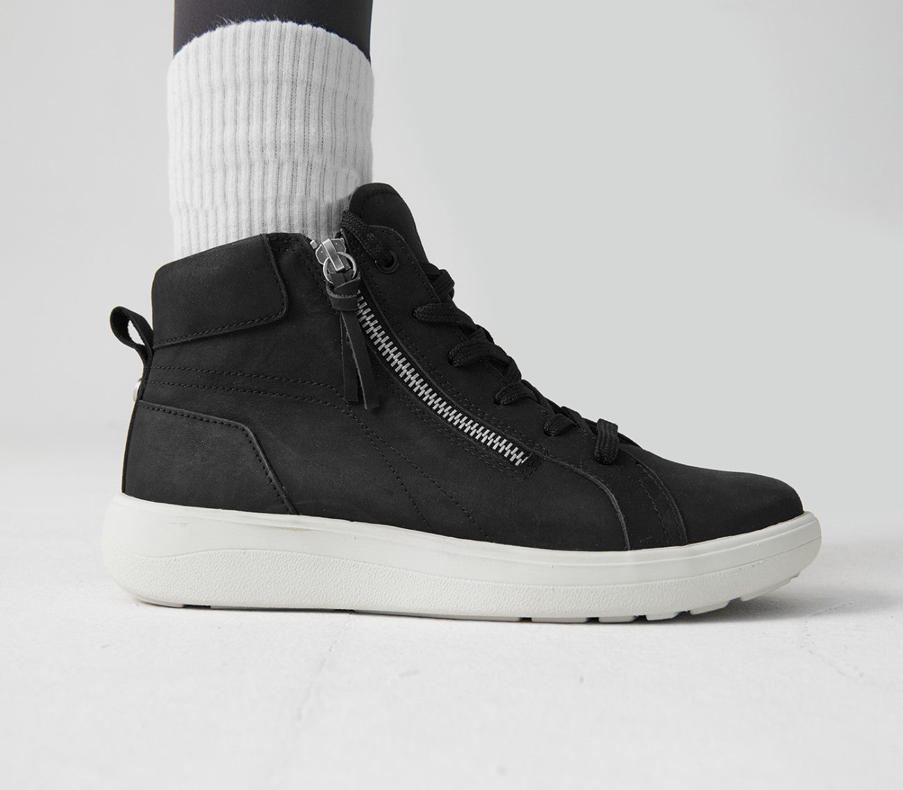 Strive Kensignton Women's High Top Comfort Zipper Sneaker Boot