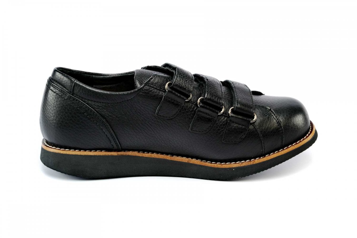Mt. Emey 511 - Men's Surgical Opening Shoes by Apis - Black Side
