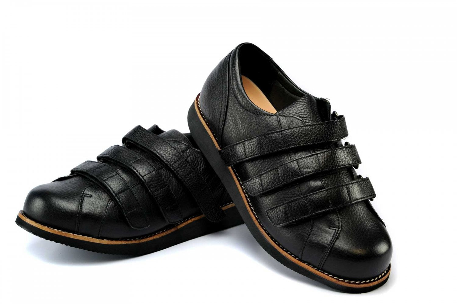 Mt. Emey 511 - Men's Surgical Opening Shoes by Apis - Black Pair / Top