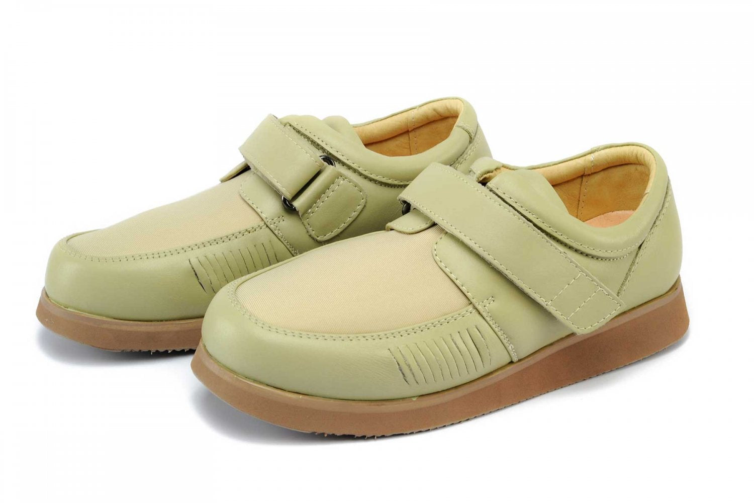 Mt. Emey - 718 - Men's Bunion Shoe by Apis - Black - Beige Pair