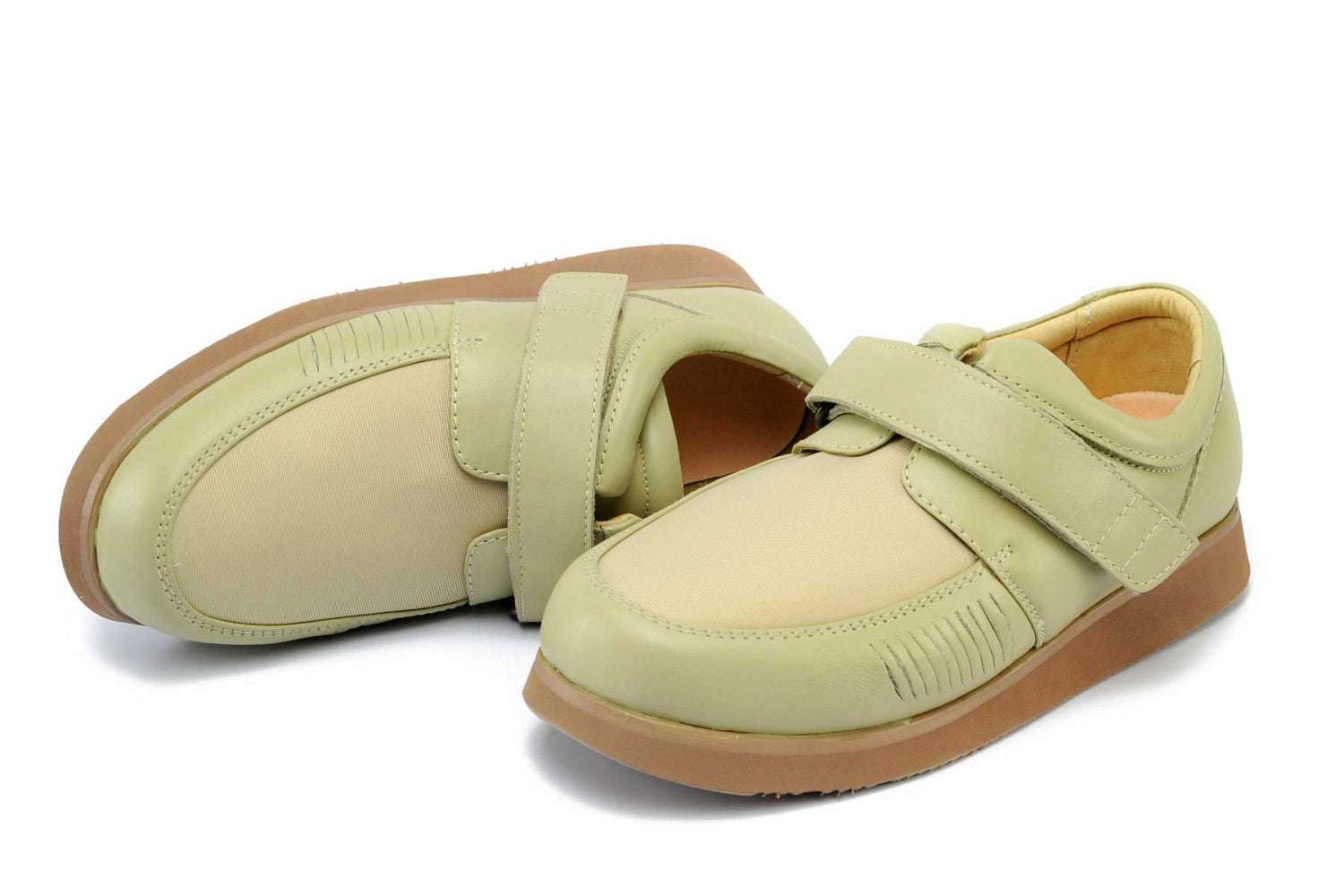Mt. Emey - 718 - Men's Bunion Shoe by Apis - Black - Beige Pair / Top
