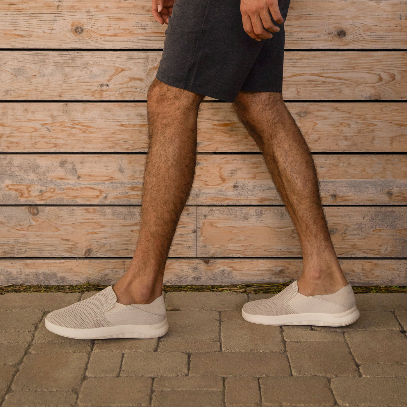 Reef Swellsole Neptune Slip-On view 2 - Tan
