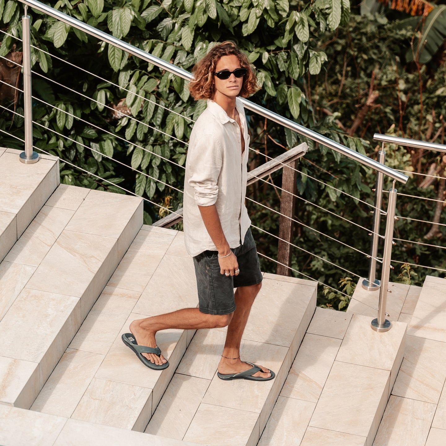 Reef Offshore view 3 - Grey/Black/Tan