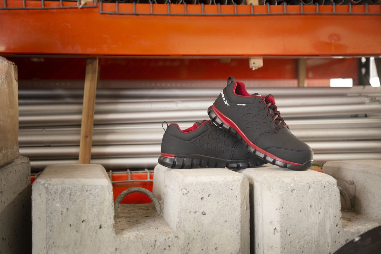 Reebok Men's Sublite Cushion Safety Toe Athletic Work Shoe Industrial - Black/Red - 