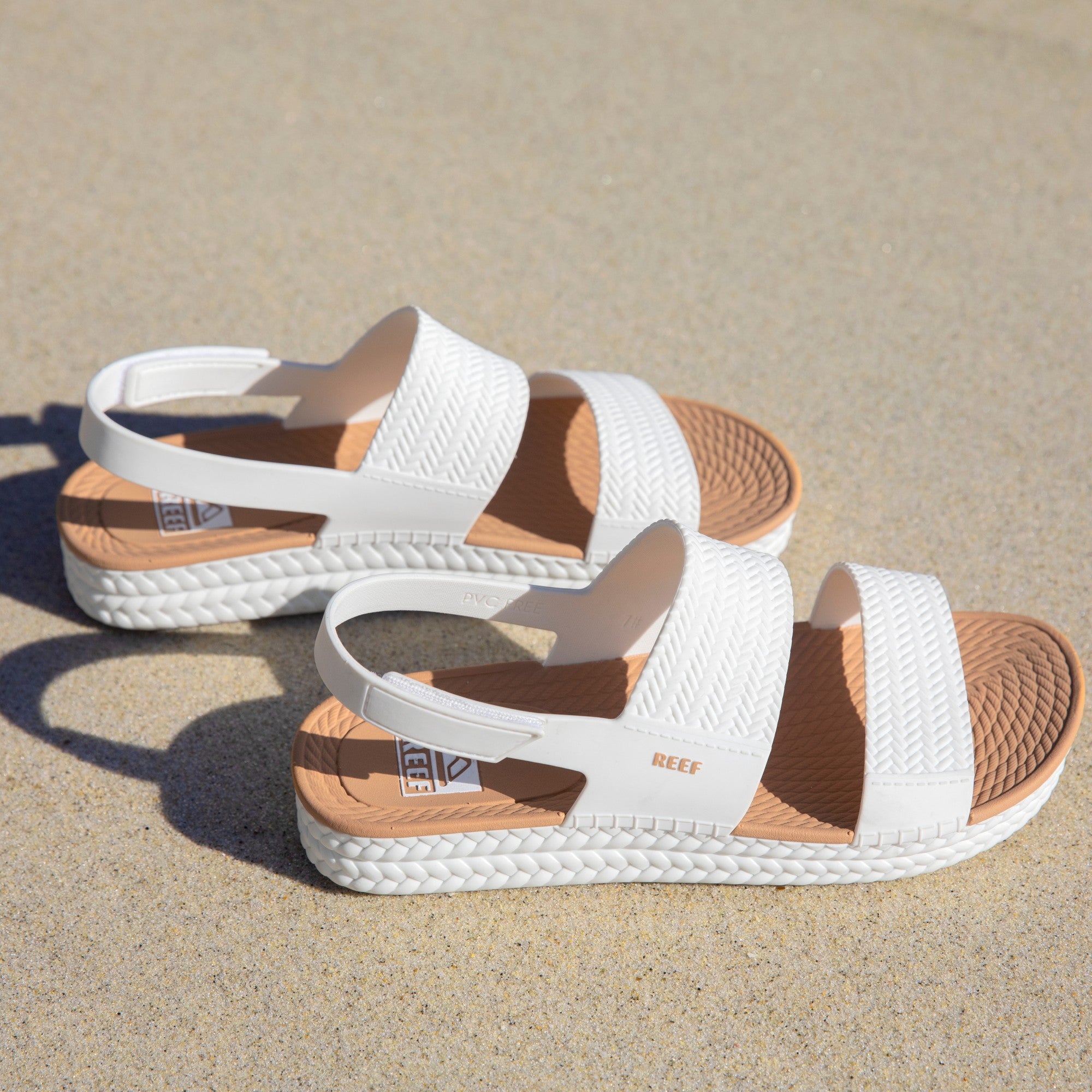 Reef Water Vista Women\'s Beach Sandals - White/tan - ALT1