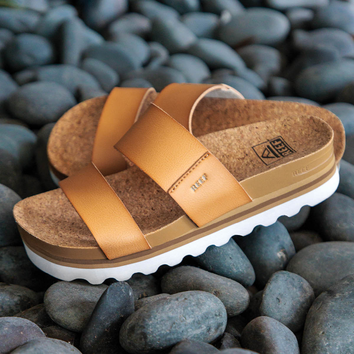 Reef Cushion Vista Hi view 9