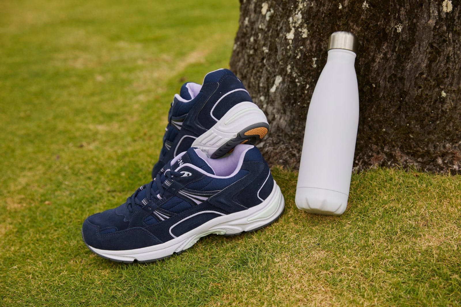 Vionic Walker Women's Plantar Fasciitis Shoe - Suede - Navy / Purple Heather - 3-med