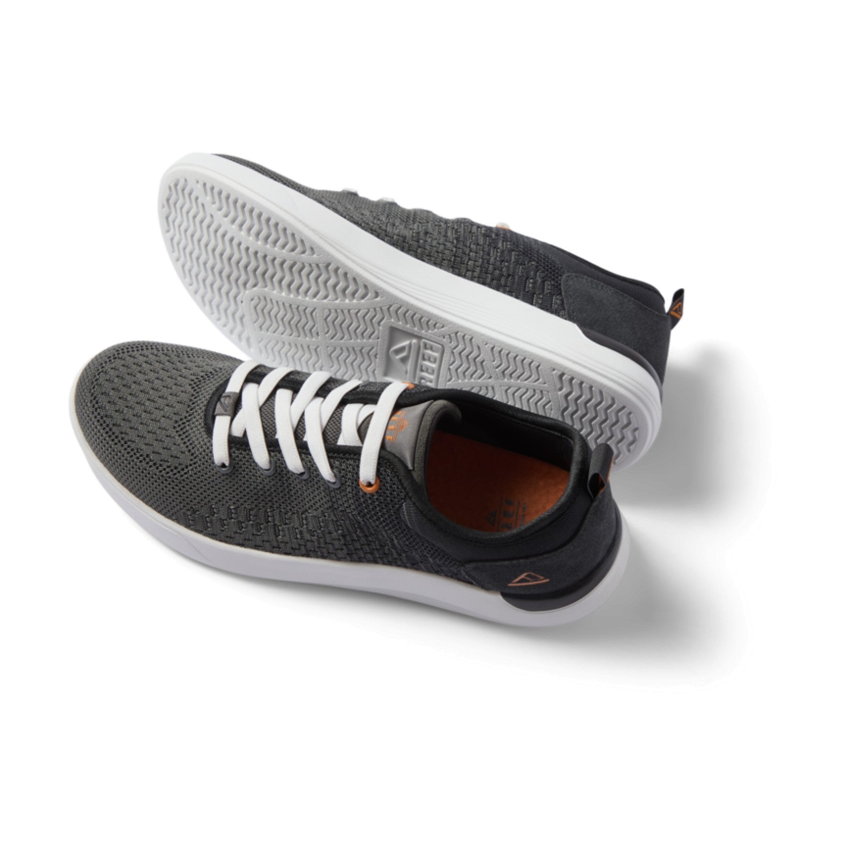 Reef Swellsole Neso view 2 - Black/White
