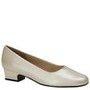 Trotters Doris - Women's Casual Shoes - White Pearl