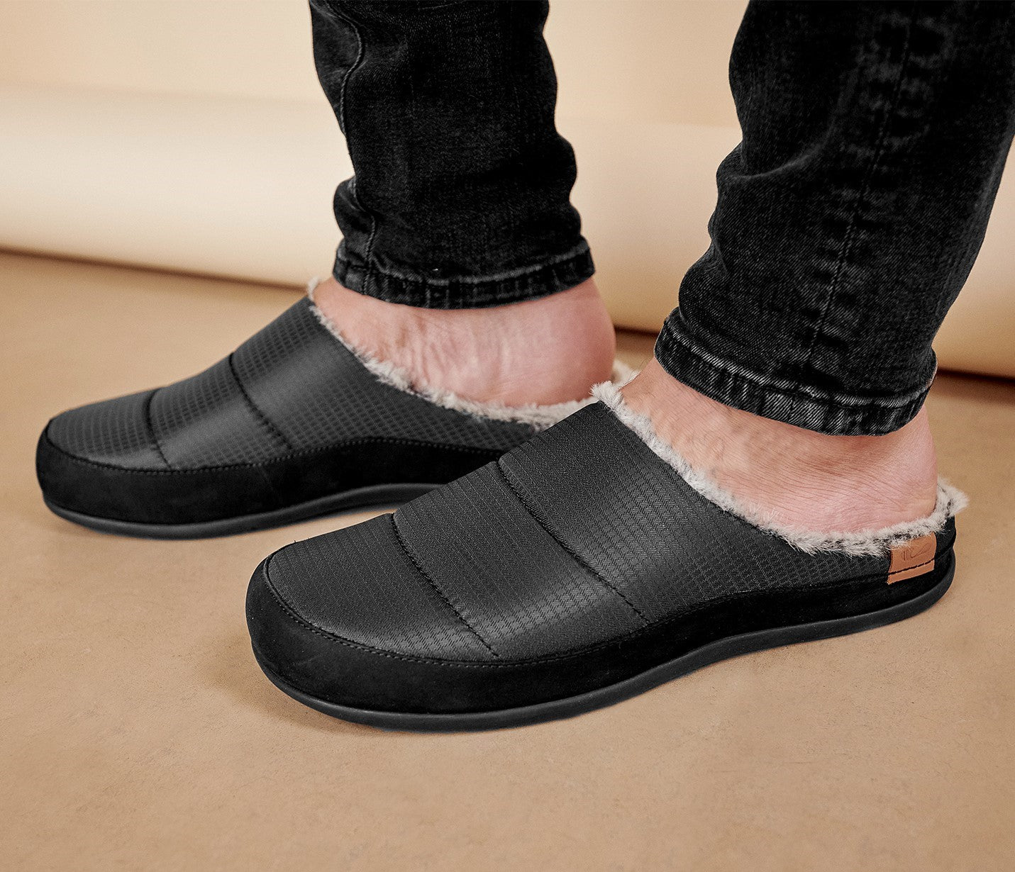 Strive Men's Supportive Slipper - Vancouver - Lifestyle