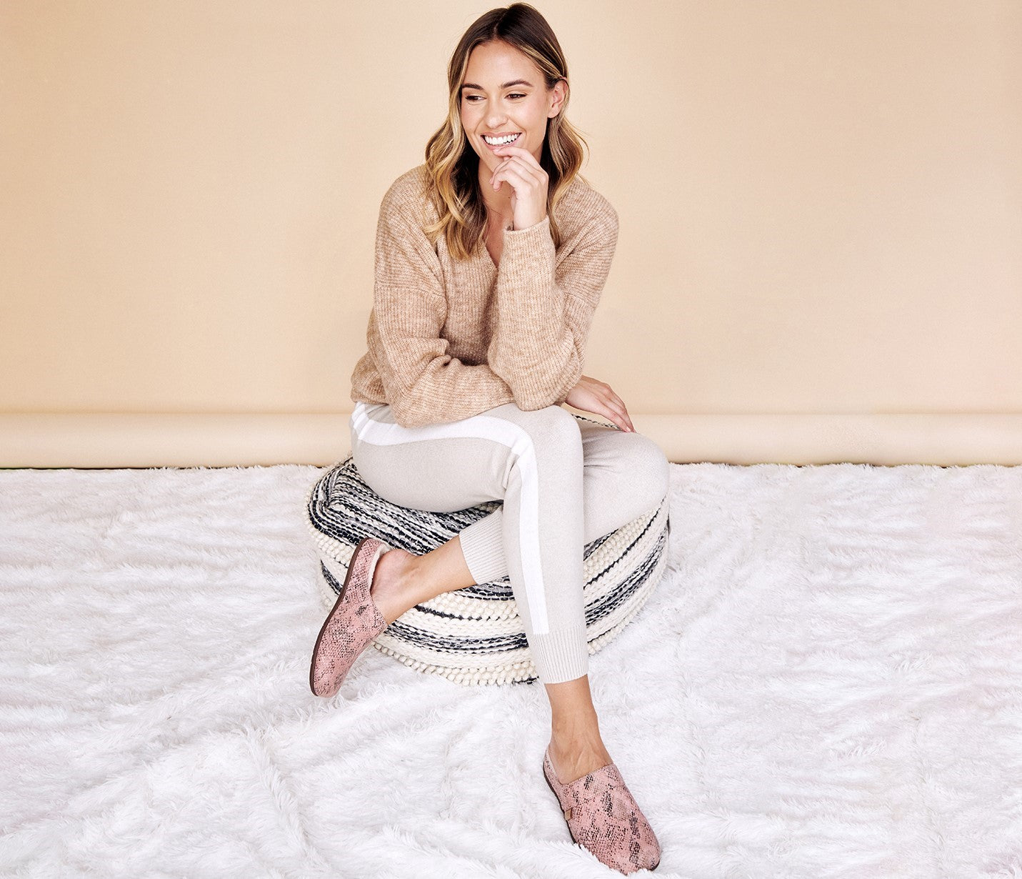 Strive Vienna Women's Supportive Slippers - Lifestyle