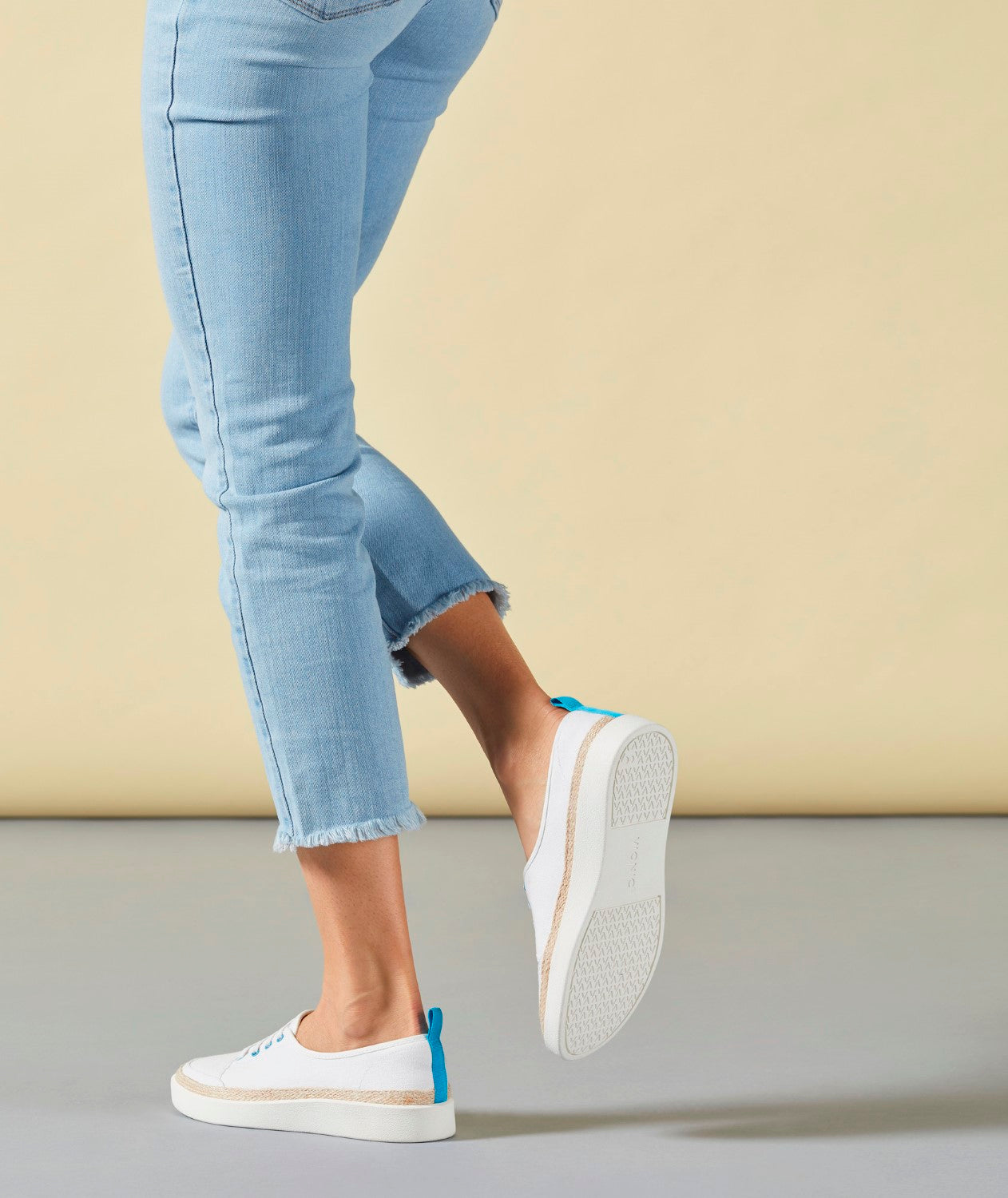 Vionic Jovie Women's Lace Up Casual Shoe - FOOT - 05