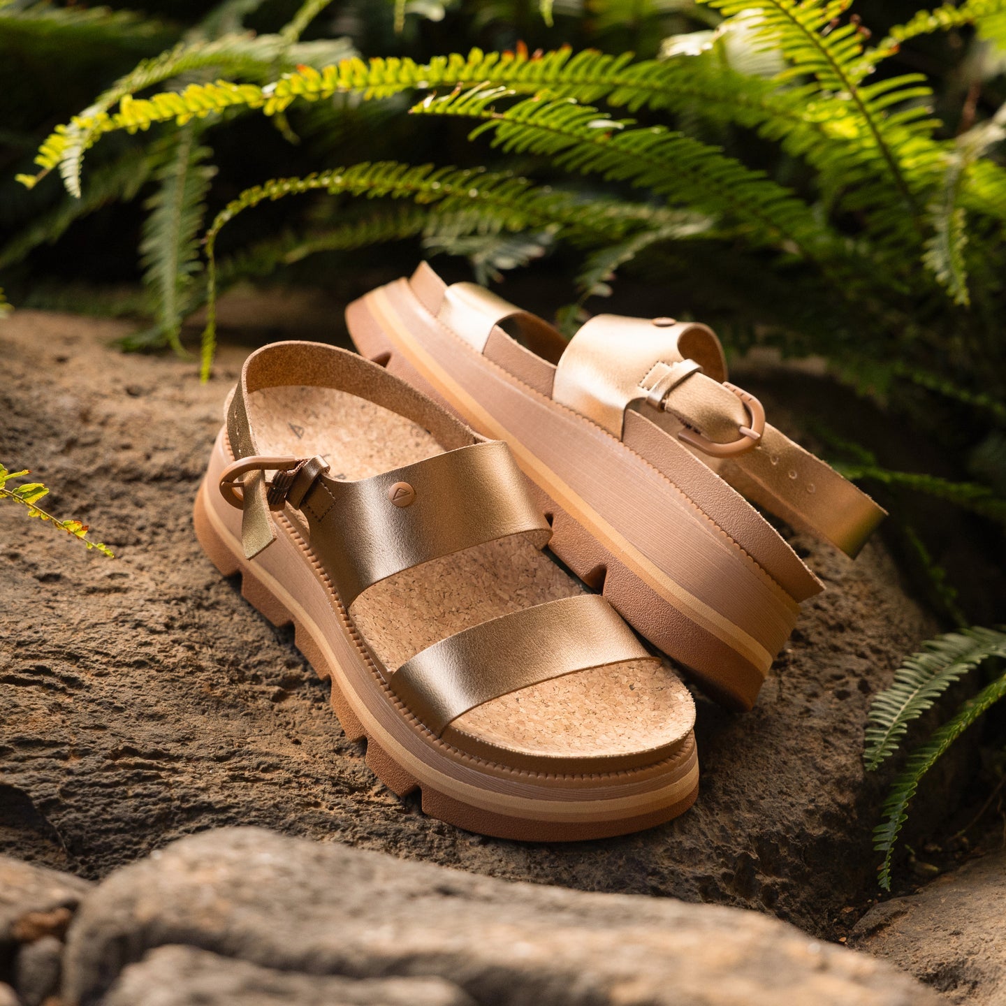 Reef Vista Luxe Liah view 3 - Sunset Bronze