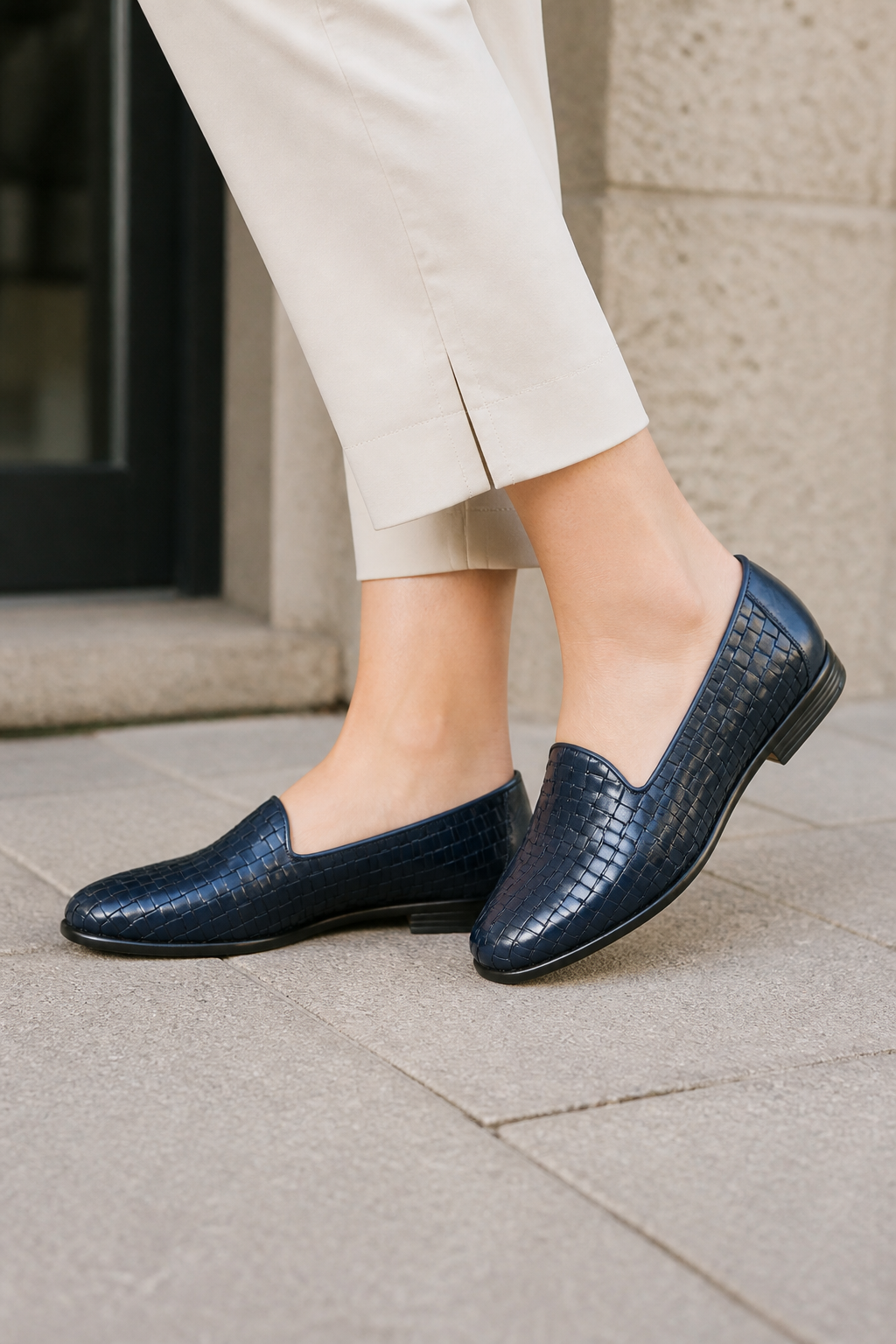 Trotters Liz - Women's Loafer - Lifestyle - generated