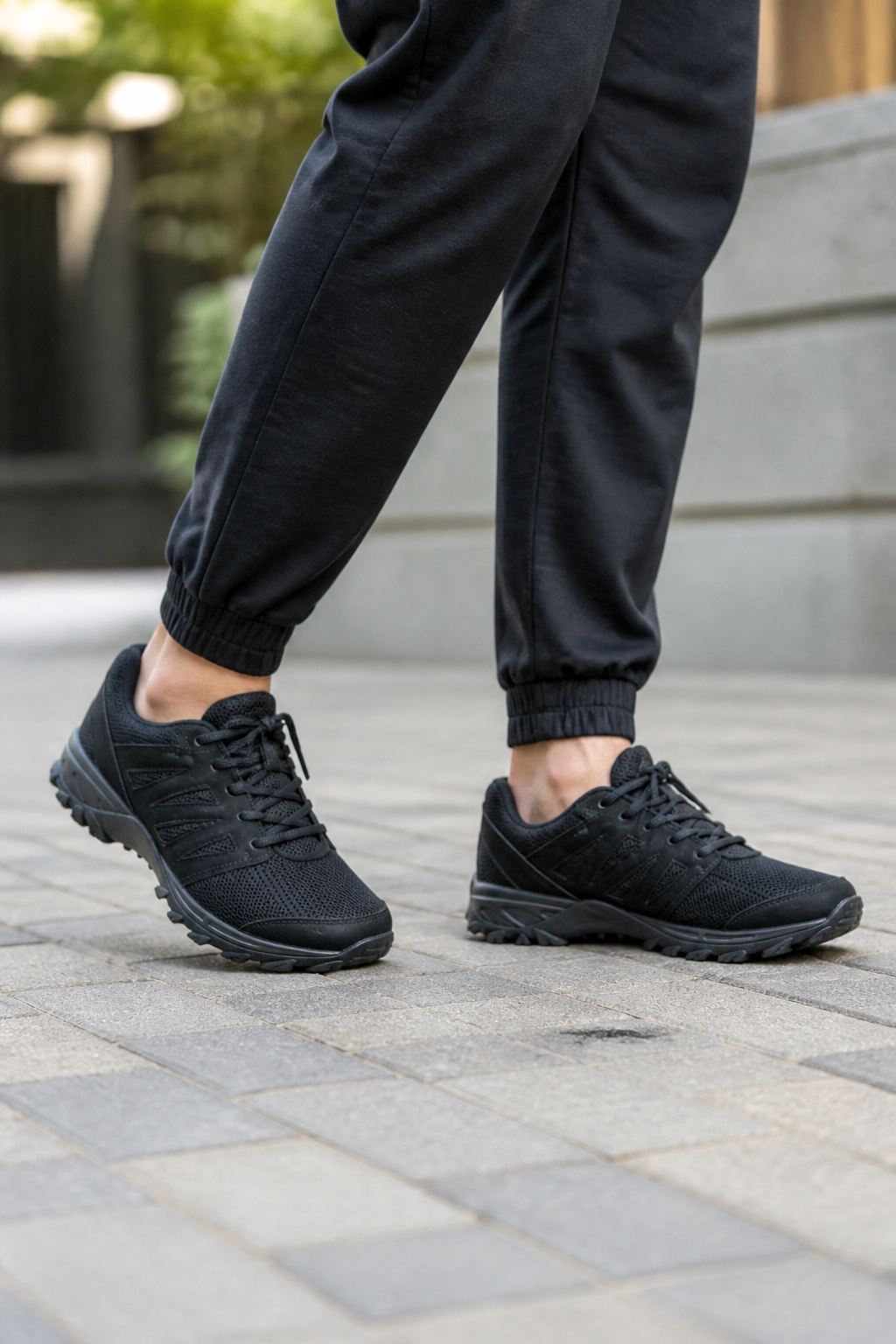 Mt. Emey 9704 - Men's Walking Shoes lifestyle photo