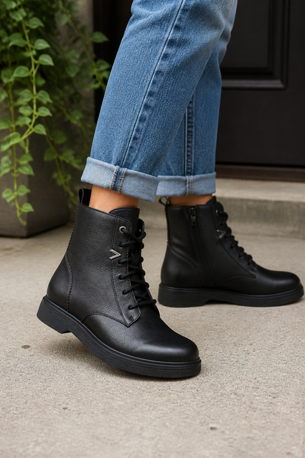 Vionic Delaney Women's Leather Ankle Boot - Lifestyle - generated