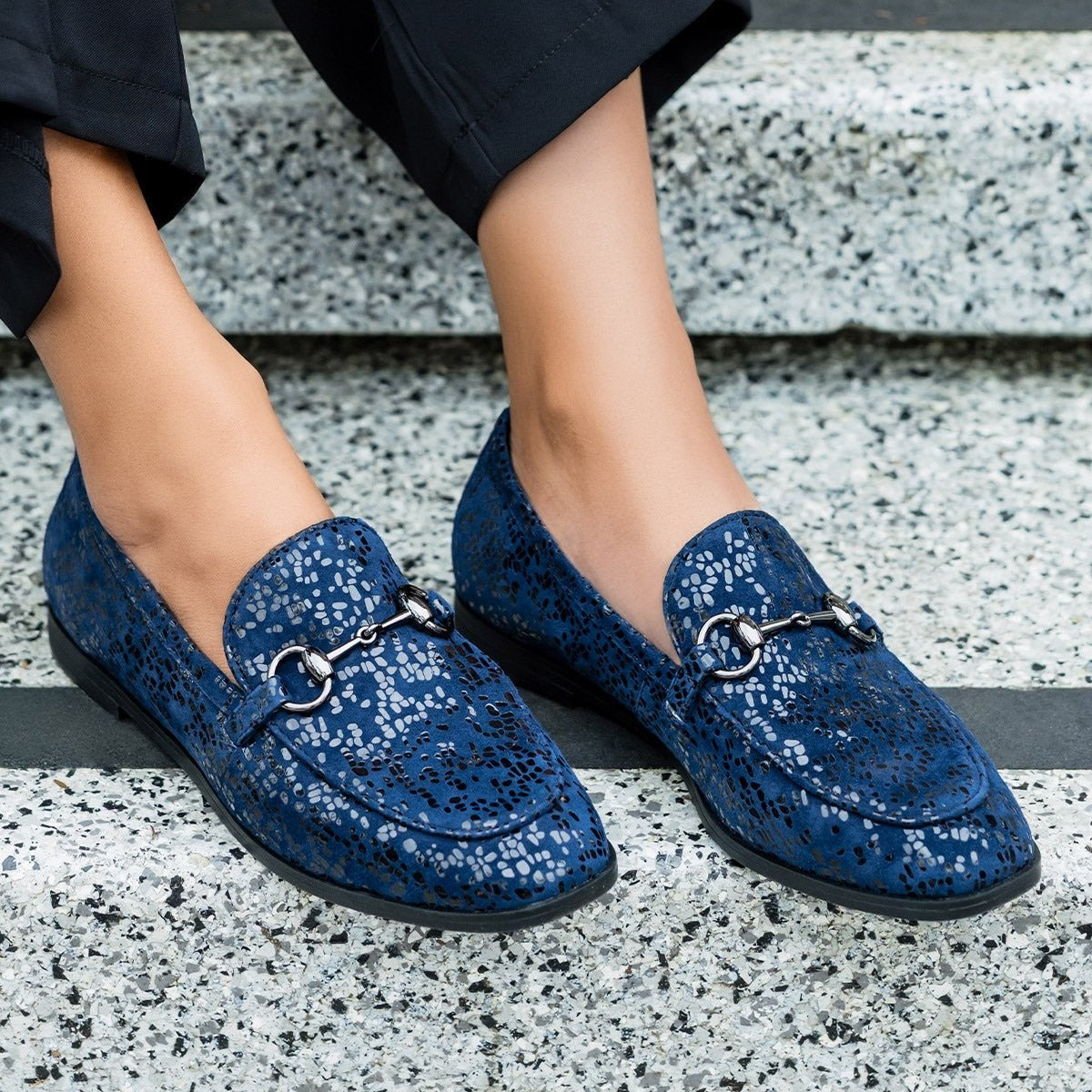 Alegria Aliya Comfort Arch Support Women's Loafer - Blue Notes - 2