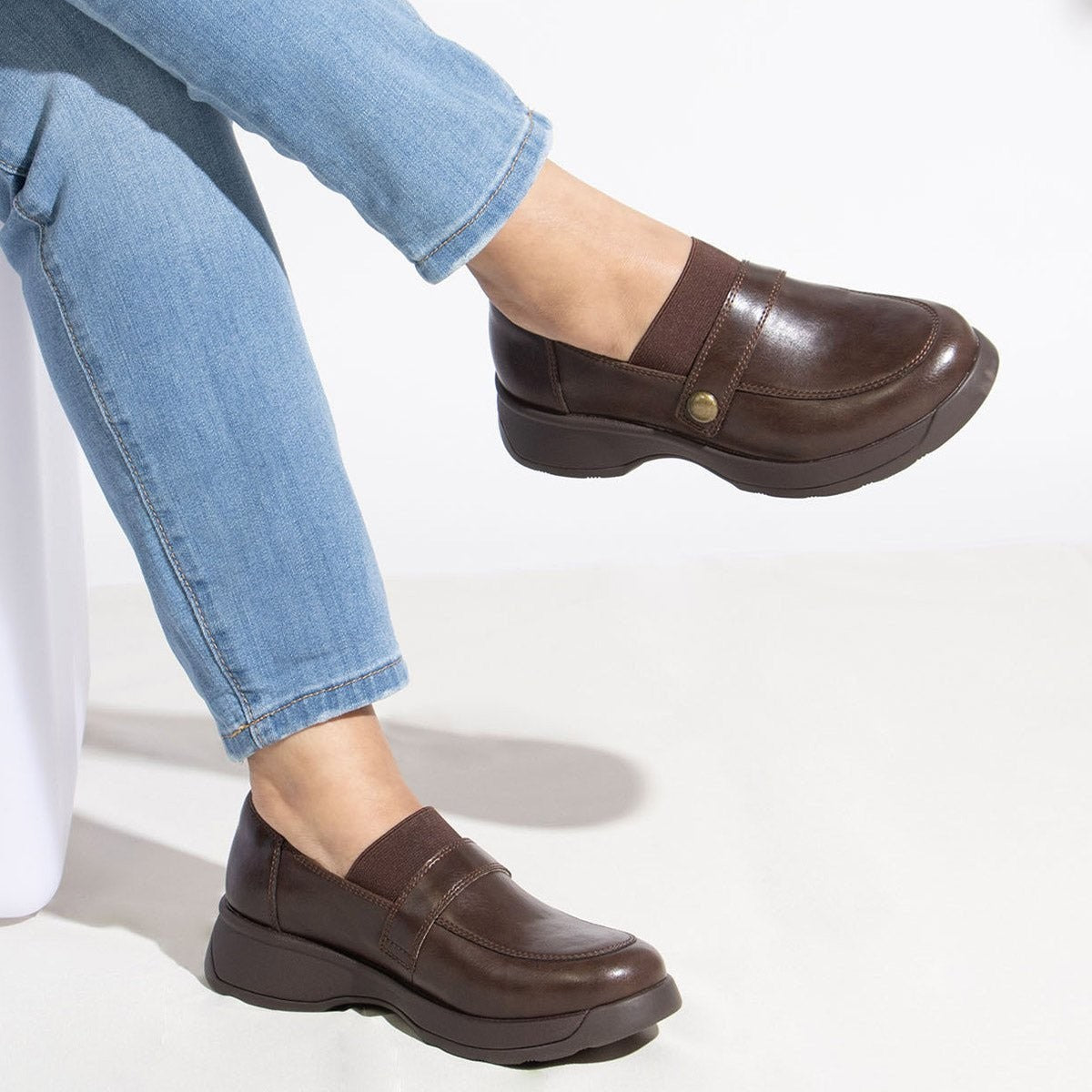 Alegria Janna Z-Tread Comfort Arch Support Women's Loafer - Dark Chocolate - 2