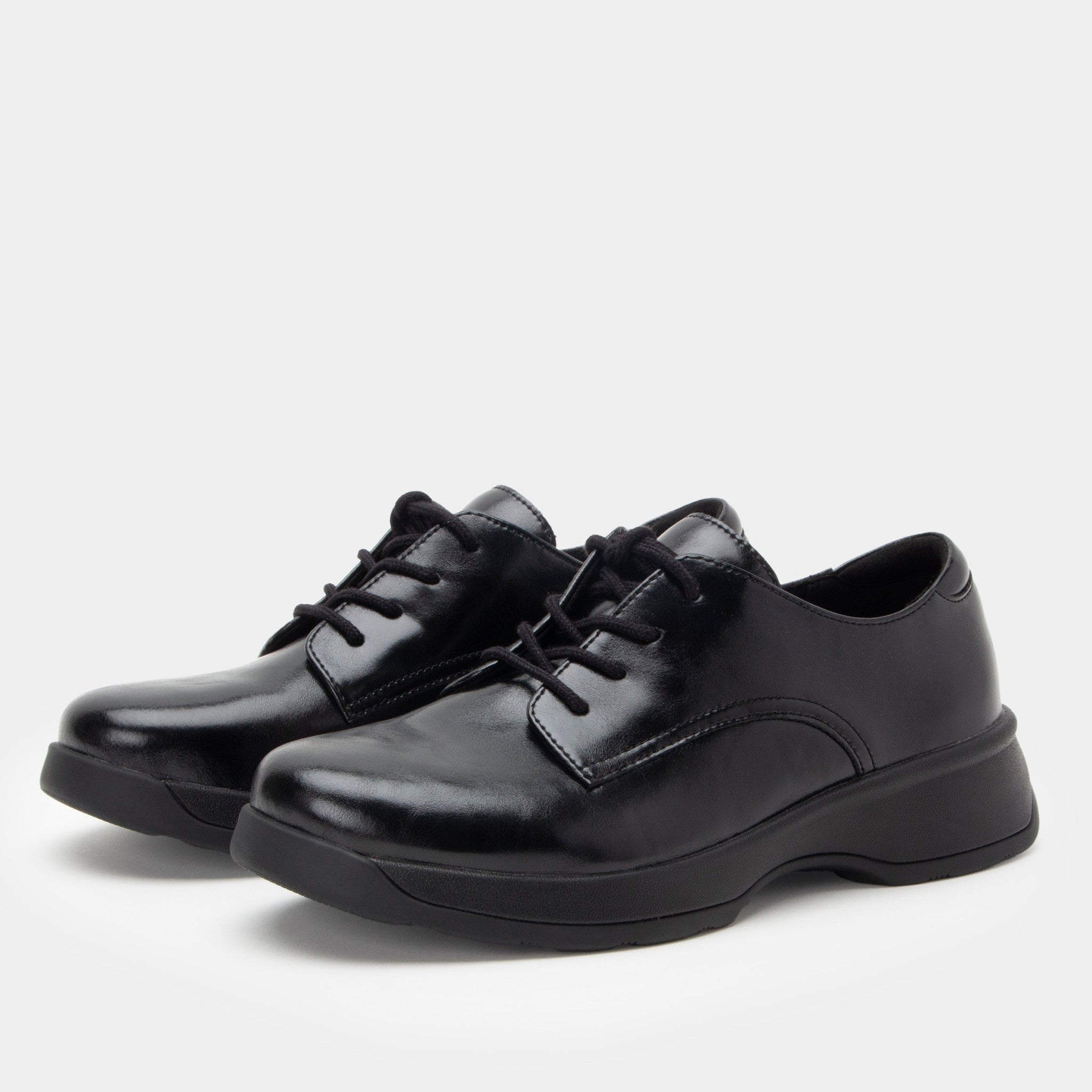 Dapper Black