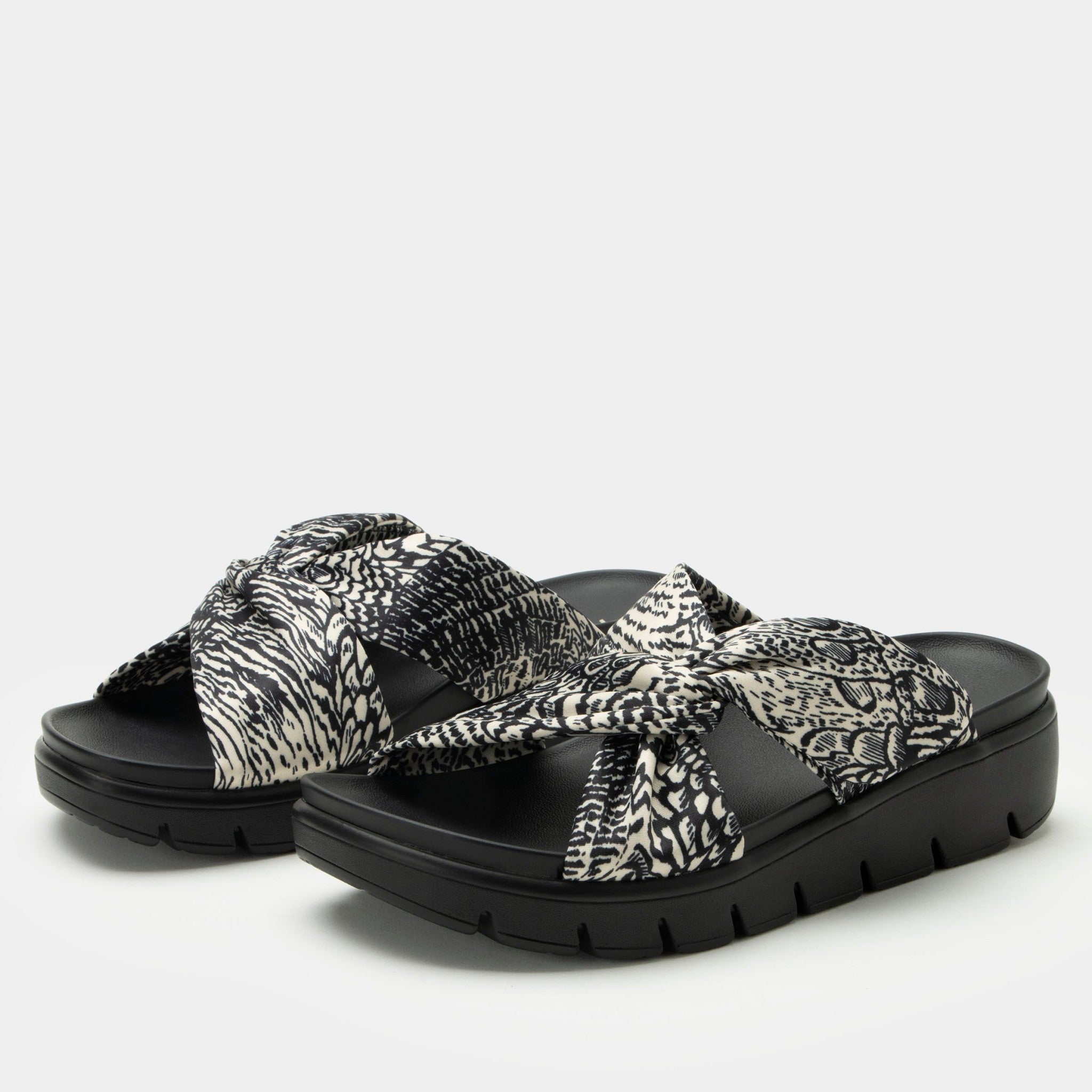 Alegria Rylie Comfort Arch Support Women's Slide Sandal in Birds Of Feather