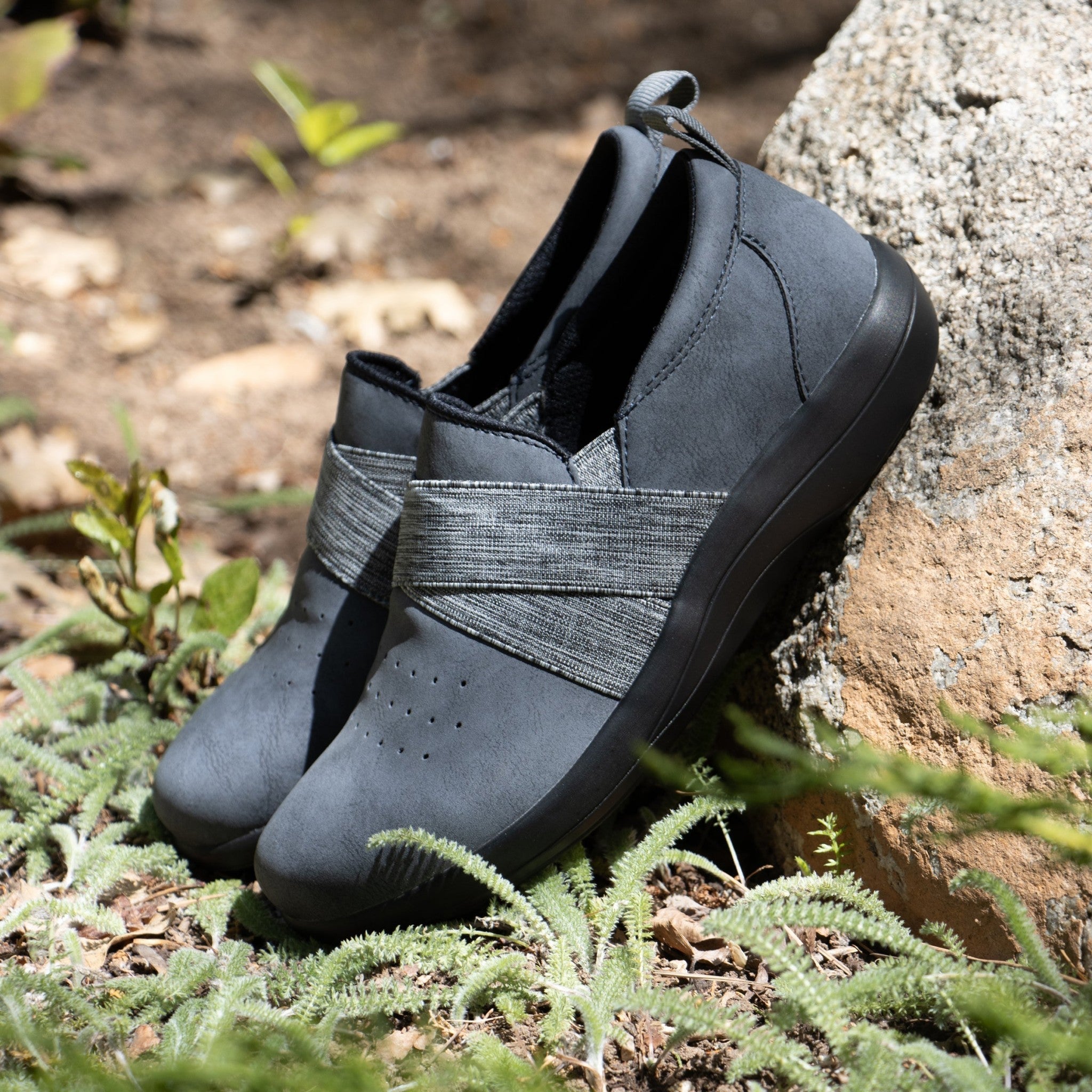 Alegria Savvie Comfort Slip-On with Arch Support Women's Shoe - Cinder - 2