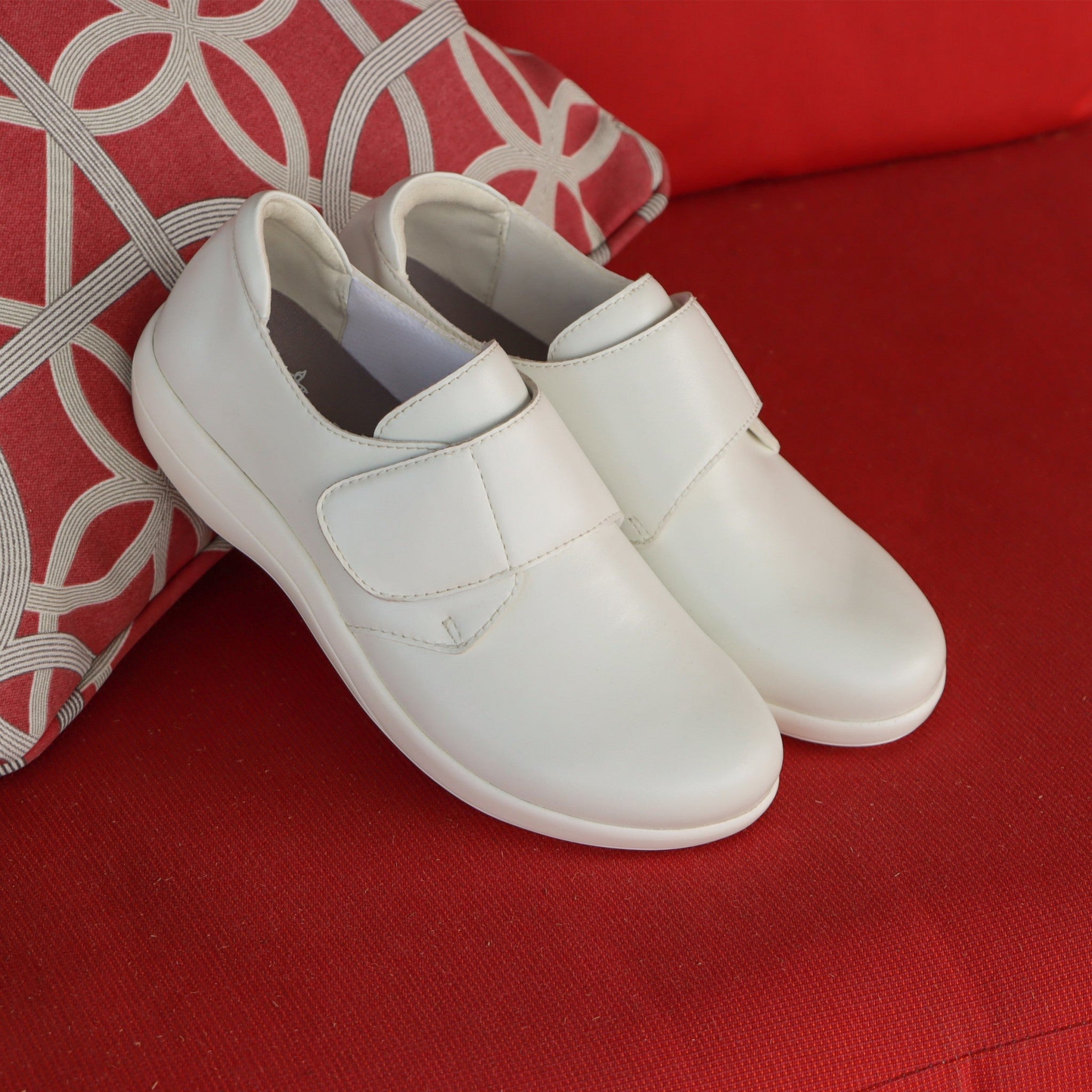 Alegria Spright Comfort Arch Support Women's Walking Shoe - True White - 2