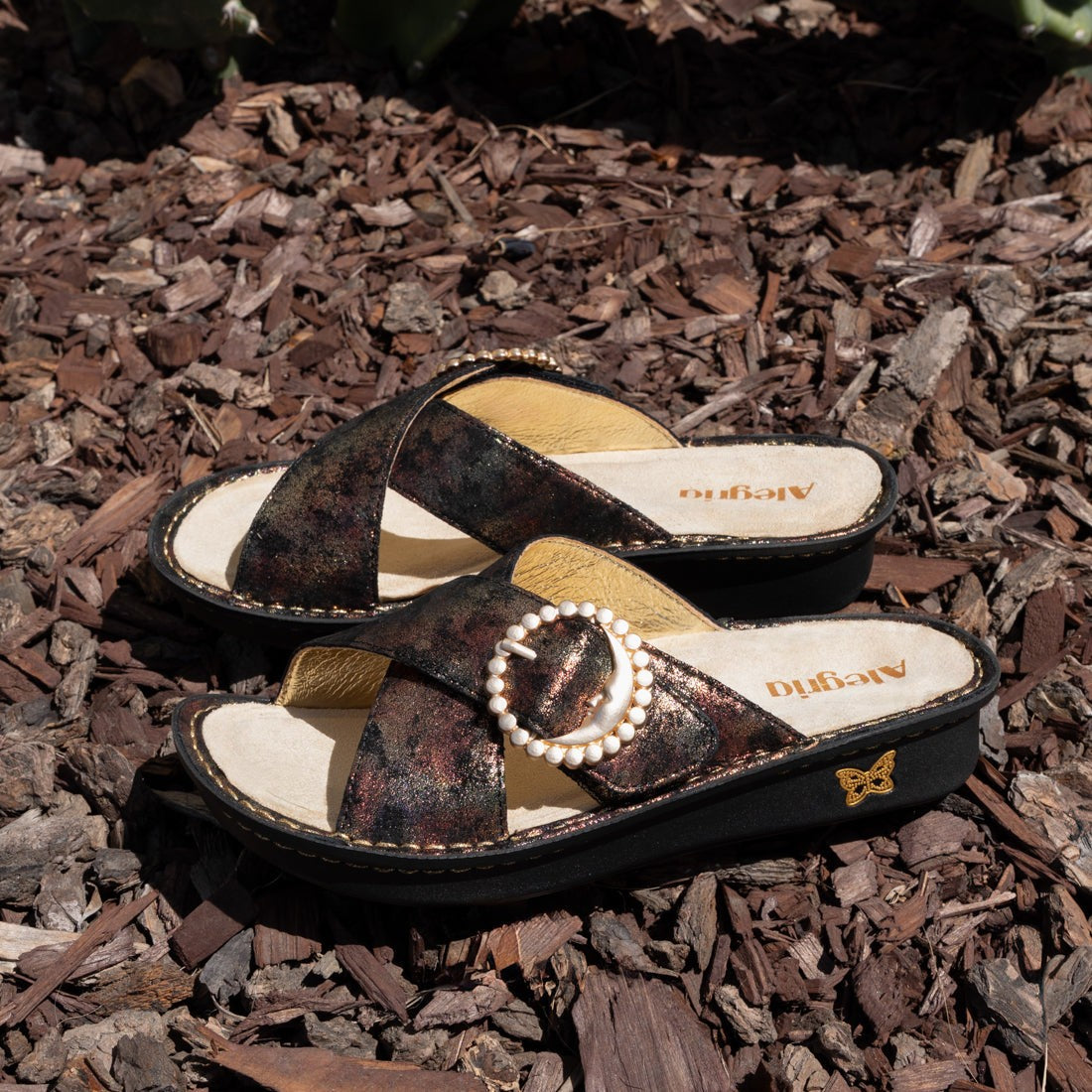 Alegria Vanya Comfort Arch Support Women's Sandal - Moon Shadow Gold - 2