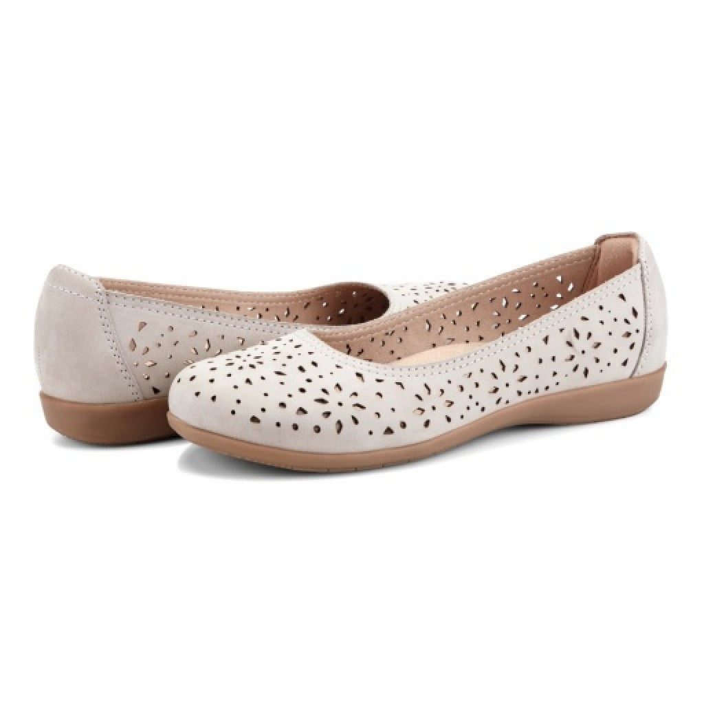 Earth Bentlee Leather Ballet Casual Cushioned Arch Support Women's Flats - Light Gray - 7