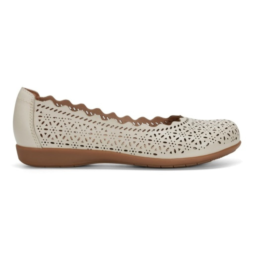 Earth Bria Cushioned Arch Support Slip-On Women's Ballet Flat - Ivory - 2