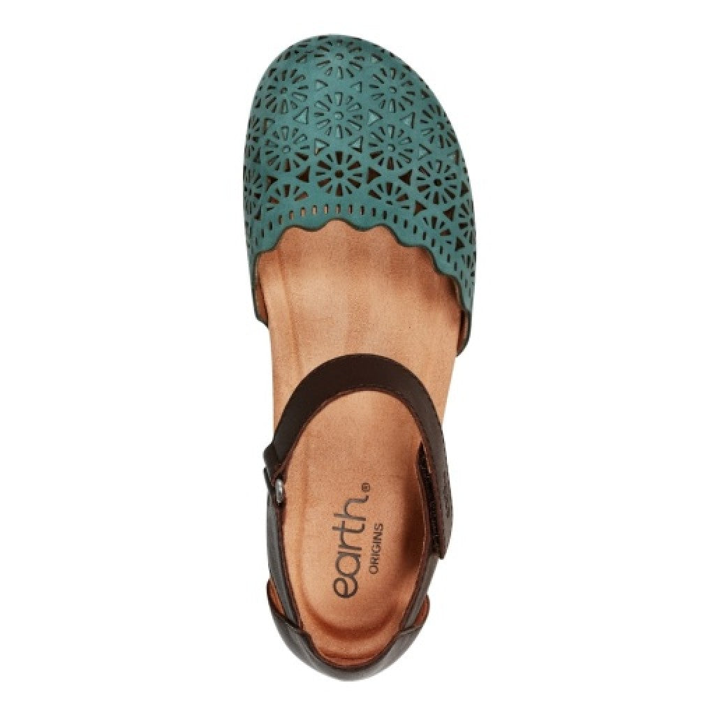 Earth Bronnie Casual Slip-On Perforated Cushioned Arch Support Women's Slip-On - Medium Green - 6