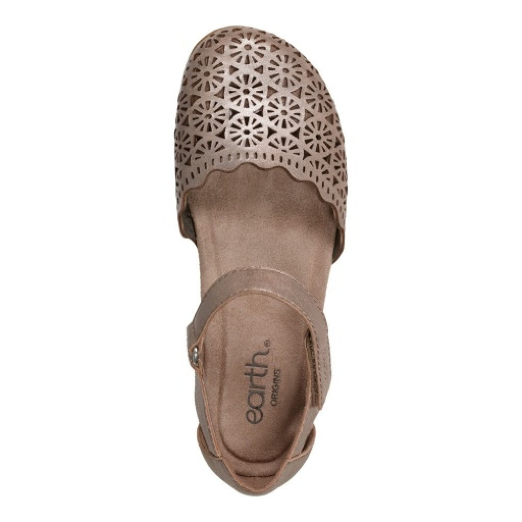 Earth Bronnie Casual Slip-On Perforated Cushioned Arch Support Women's Slip-On - Pewter - 6