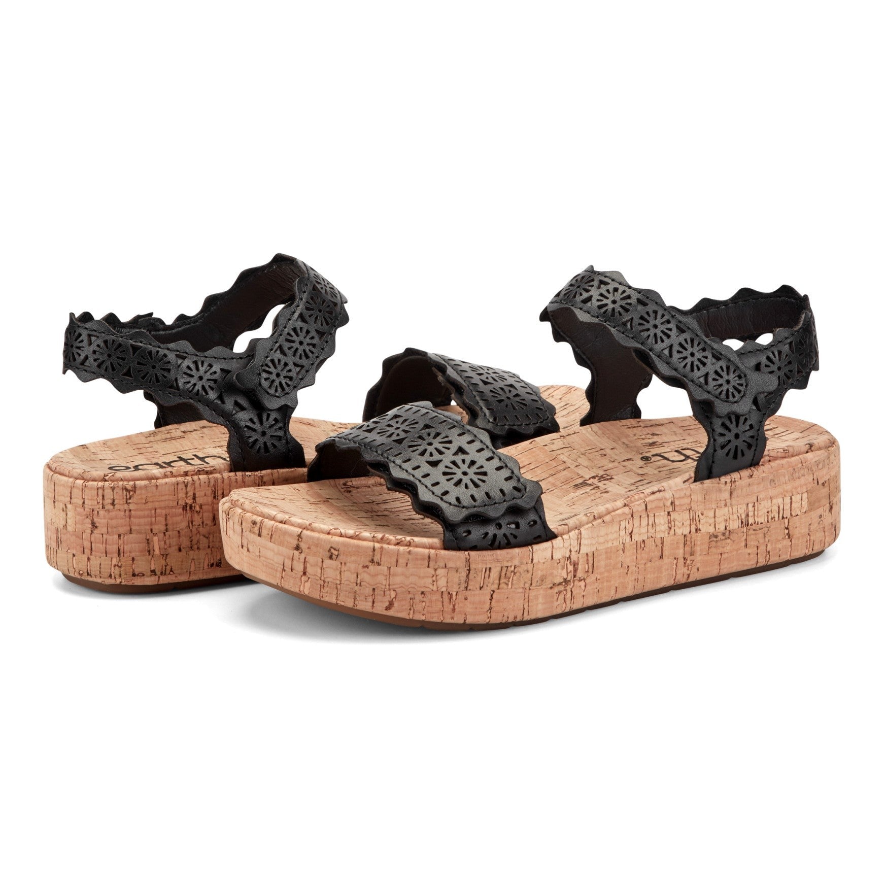 Earth Slata Cushioned Cork-Footbed Women's Casual Leather Sandal - Black Leather - 7