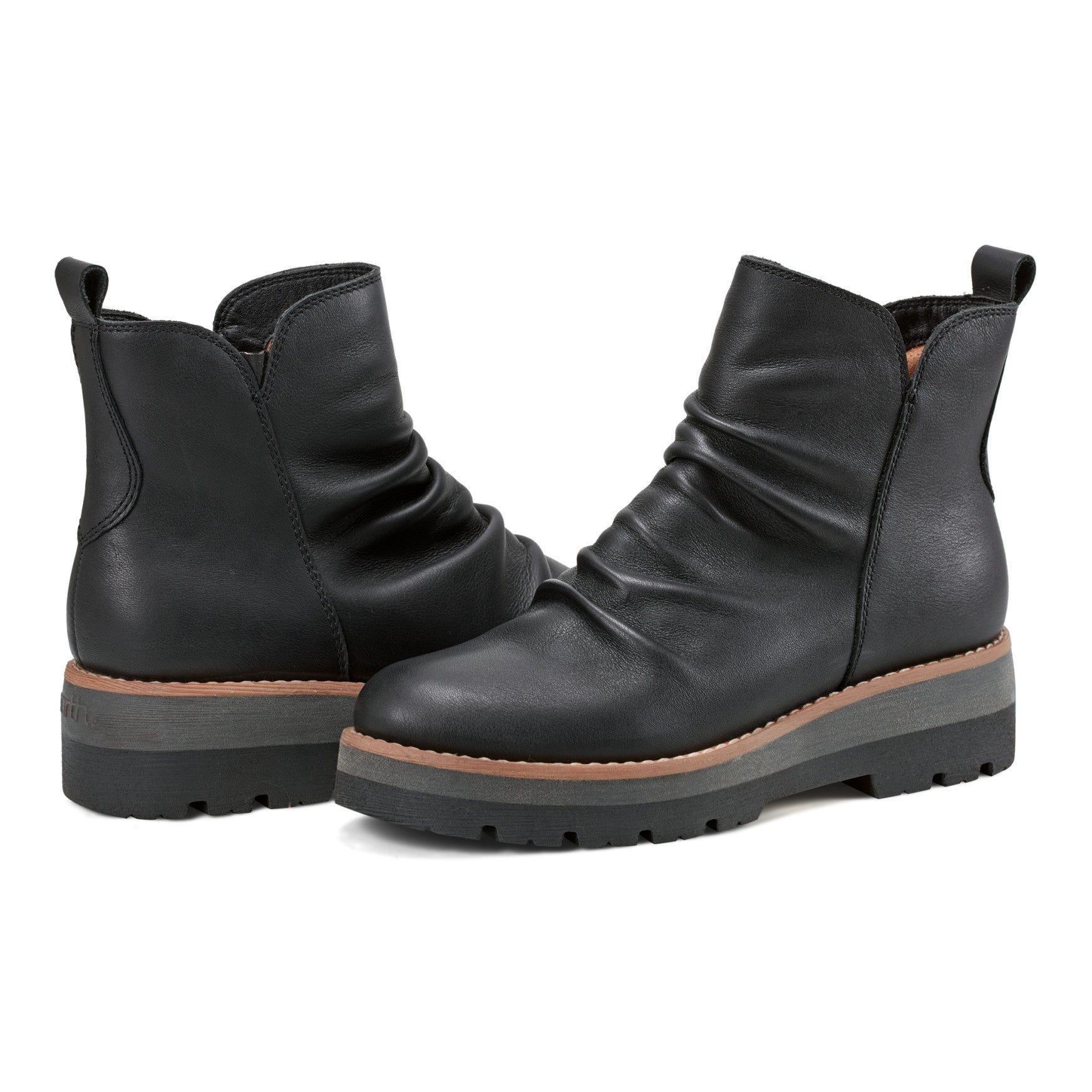earth Yonder Waterproof Ruched Lug Sole Cushioned Women's Casual Boot - Black Leather - 7
