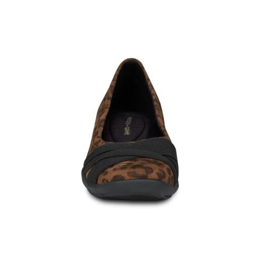 Easy Spirit Acasia Leopard shoe, view 3