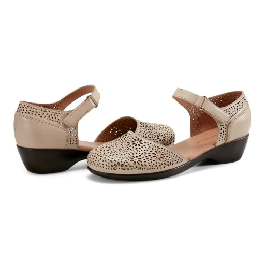 Easy Spirit Denita Mary Jane Dress Comfortable Cushioned Arch Support Women's Dress Shoe - Ivory - 7