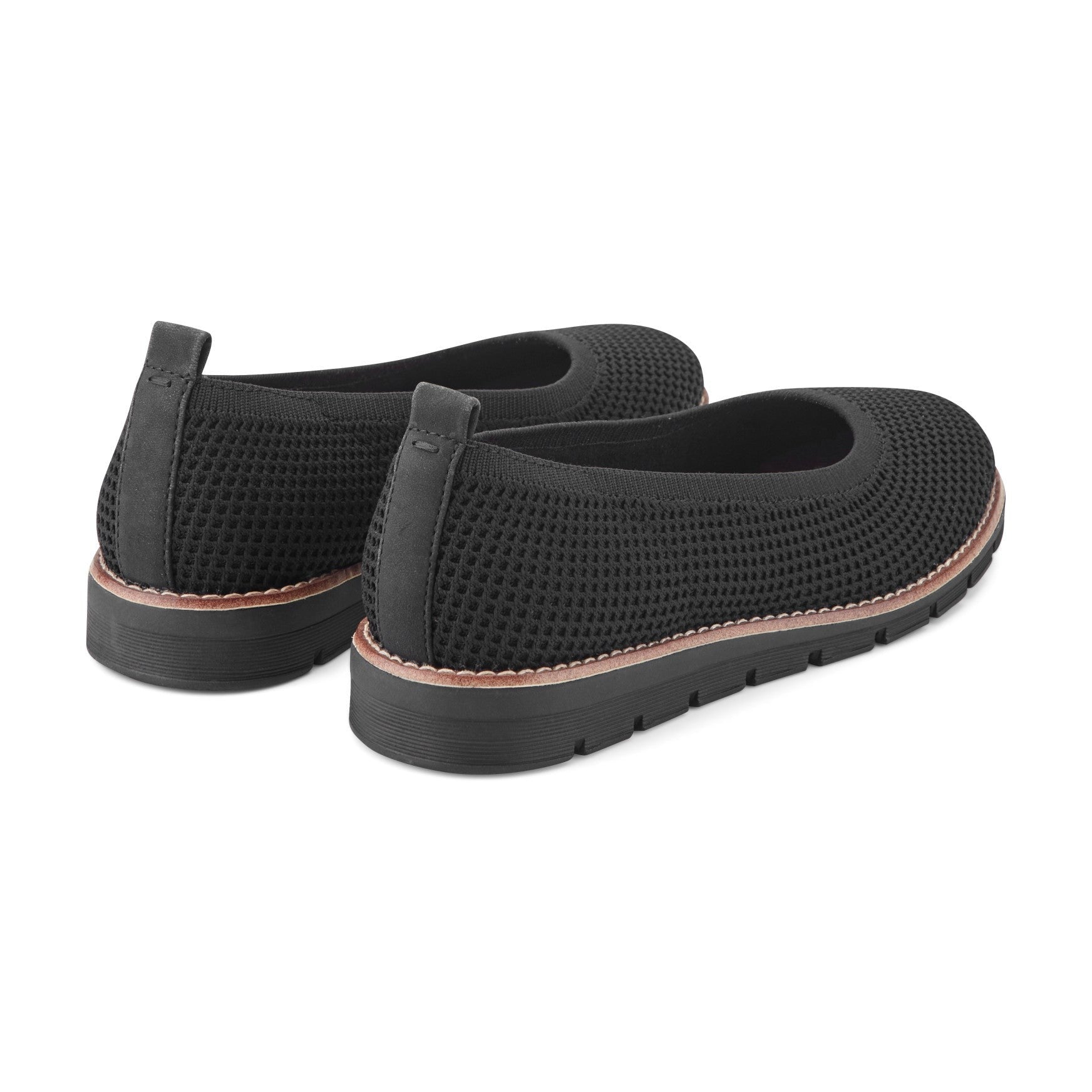 Easy Spirit Kellina Cushioned Arch-Support Slip-On Women's Casual Shoe - Black - 4