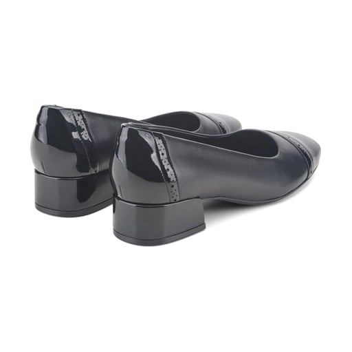 Easy Spirit Jasmin Women's Cap-Toe Pumps - Black - View 3