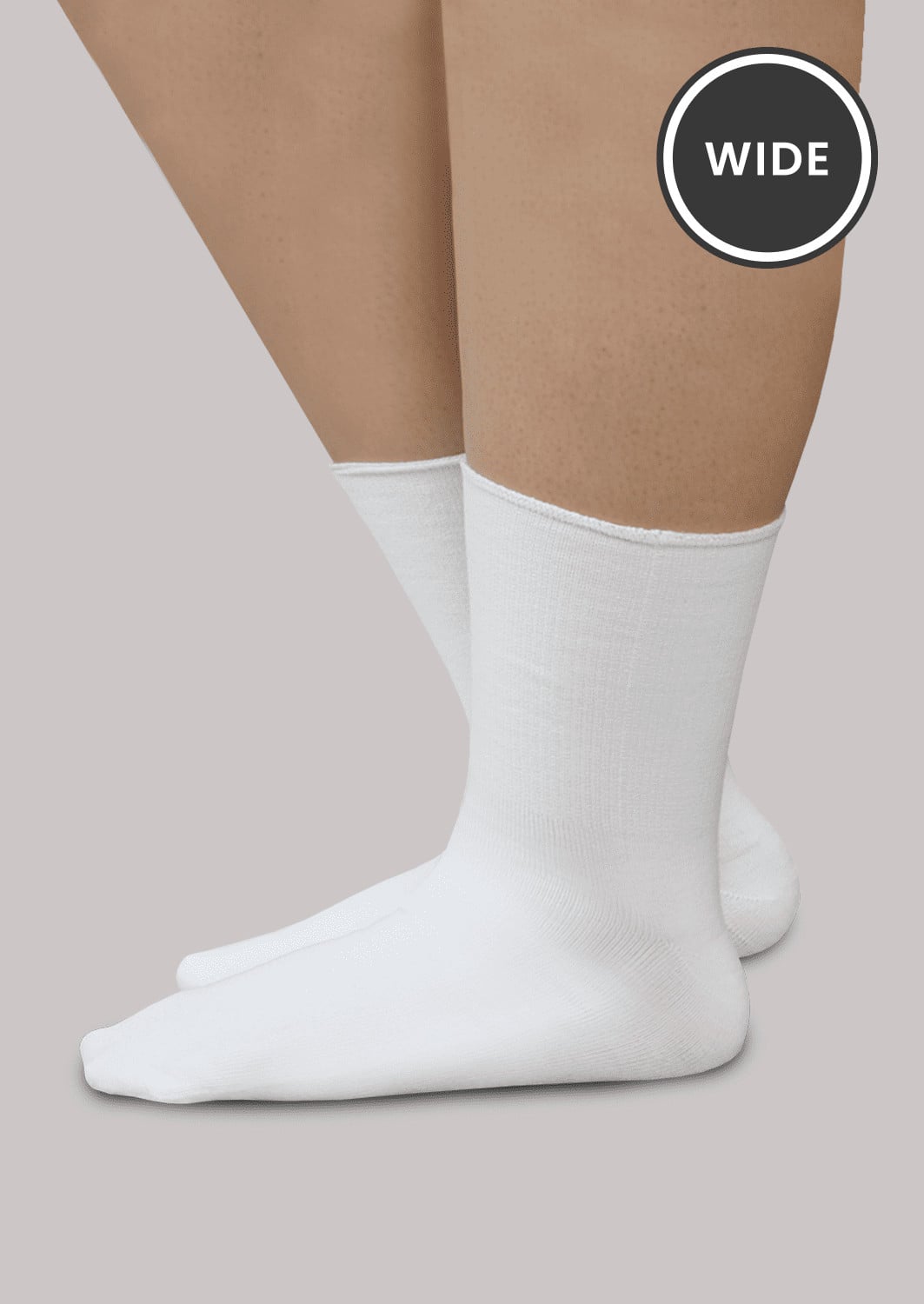 SmartKnit Seamless Wide Crew Socks - 3 Pairs - White wide crew seamless socks