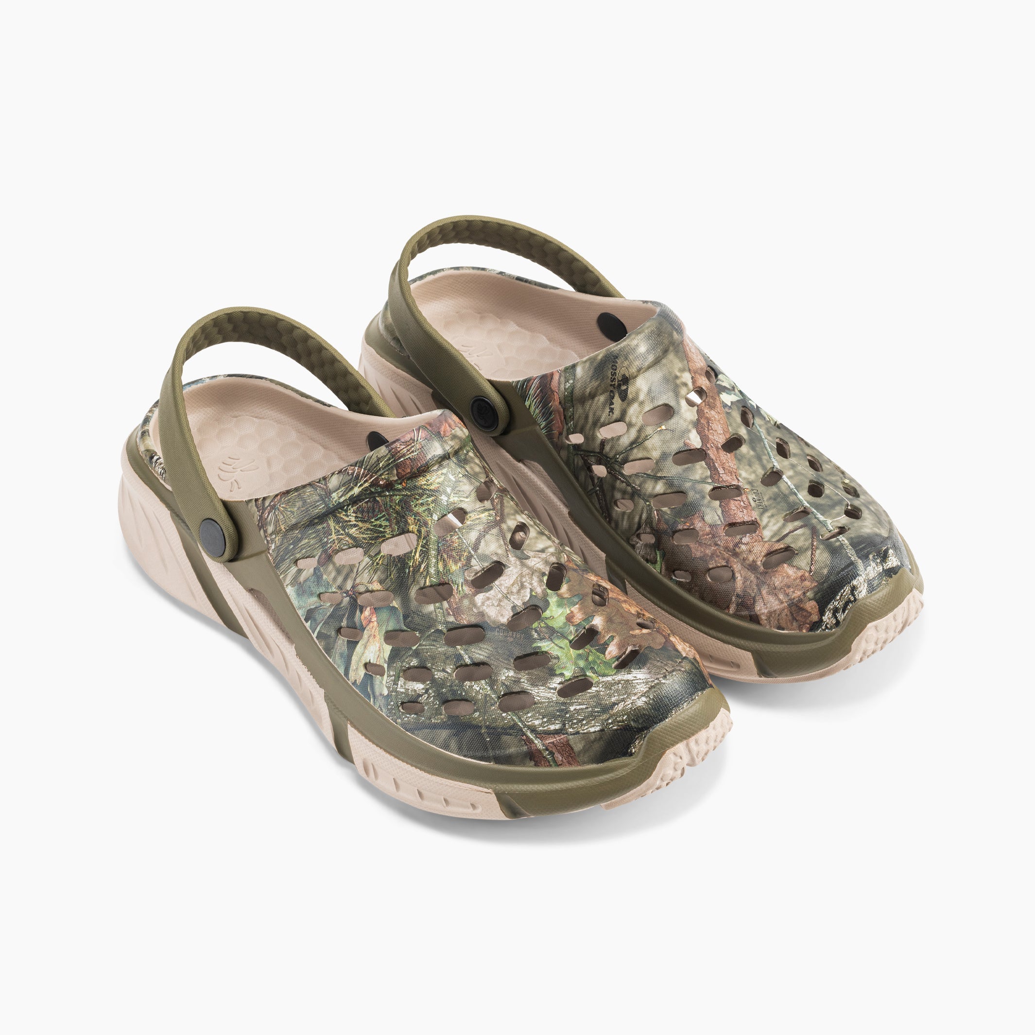 Joybees Men's Trekking Clog - Mossy Oak Breakup Country - Profile